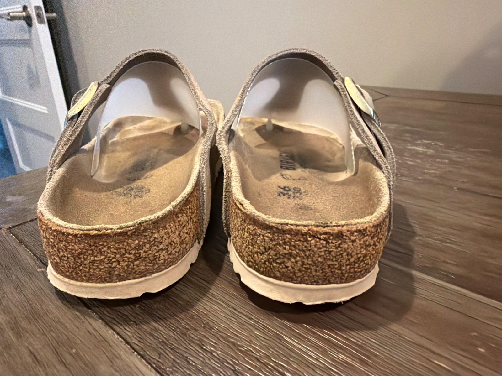 BIRKENSTOCK Gizeh Metallic Beige Tan Thong Sandals Women`s EU 36 US 5 – 5.5