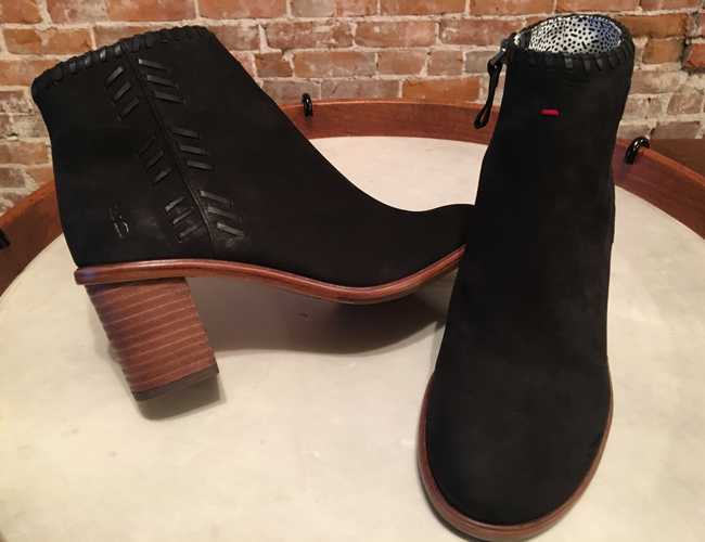 ED Ellen Degeneres Black Nubuck Leather Susumu Ankle Boots NEW