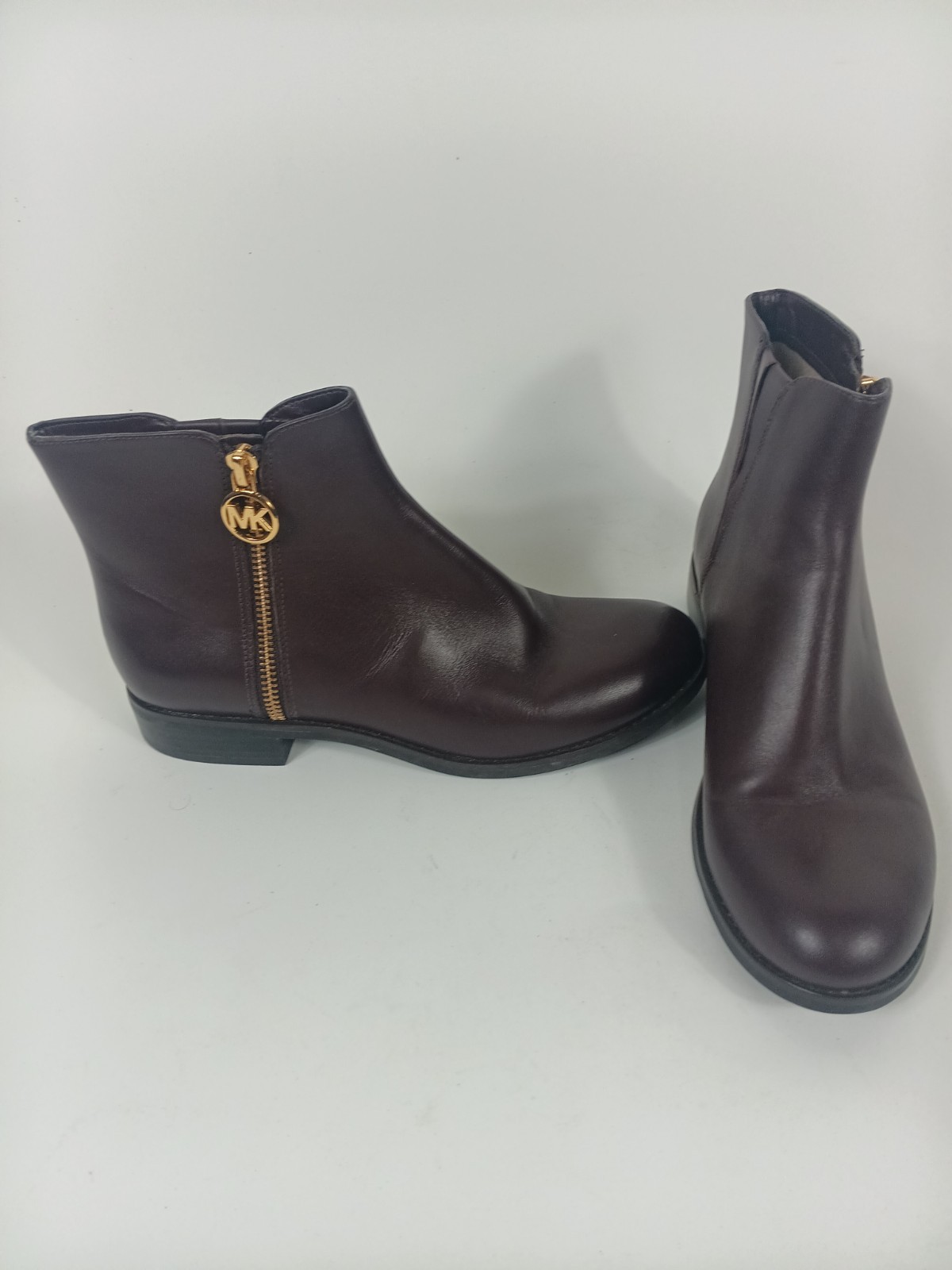 Michael Kors Brown Leather Ankle Bootie MK Logo Zipper Comfort Womens SZ 6.5 M