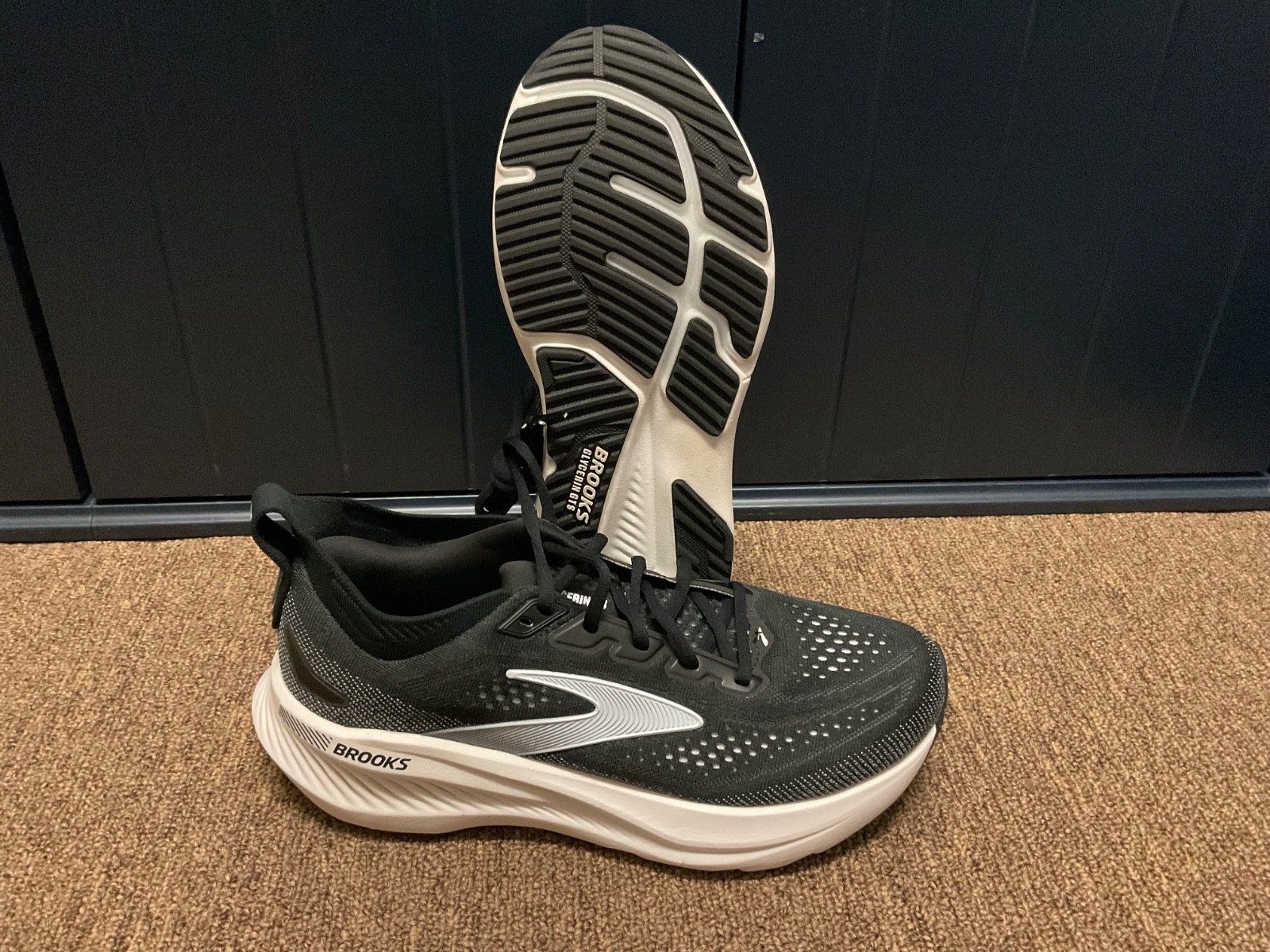 brooks womens glycerin 23 gts