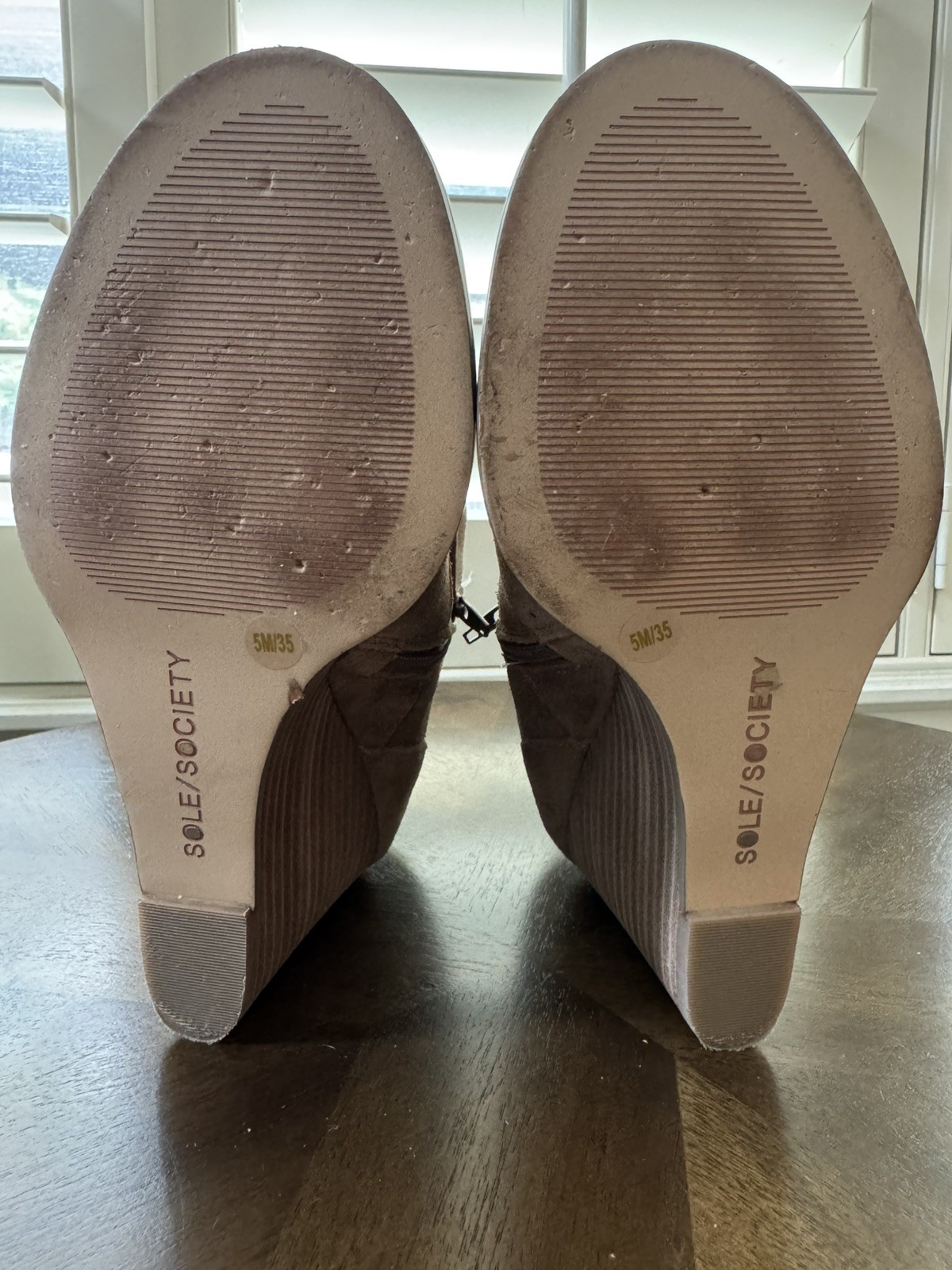Sole/Society or SO-PEYTAL Brown Suede Wedge Ankle Bootie, Size 5, Round Toe