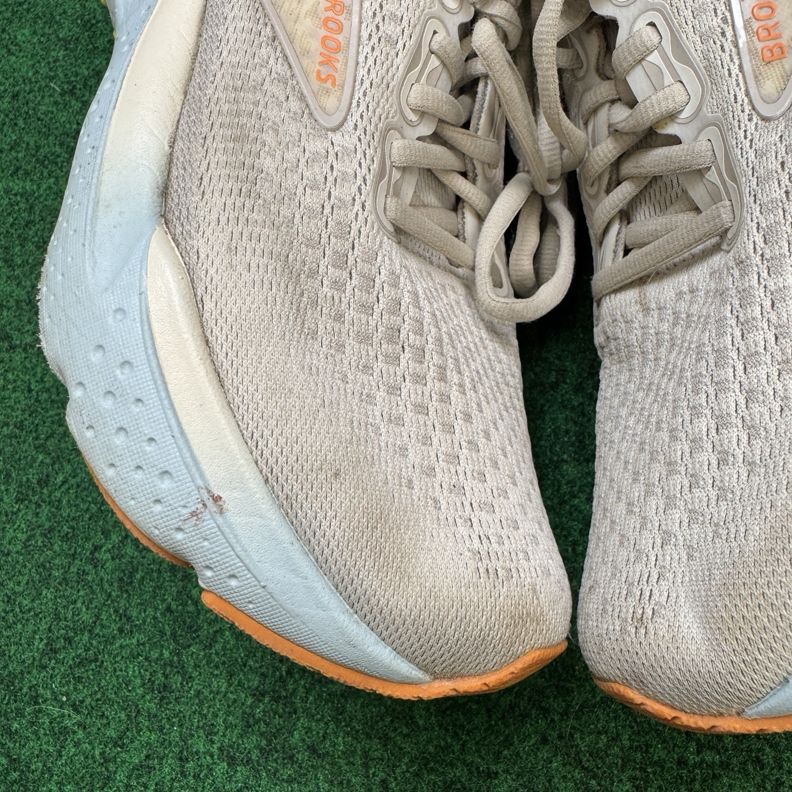 Brooks Glycerin GTS 21 Womens Size 9 Medium B Coconut Aqua Autumn Sneakers