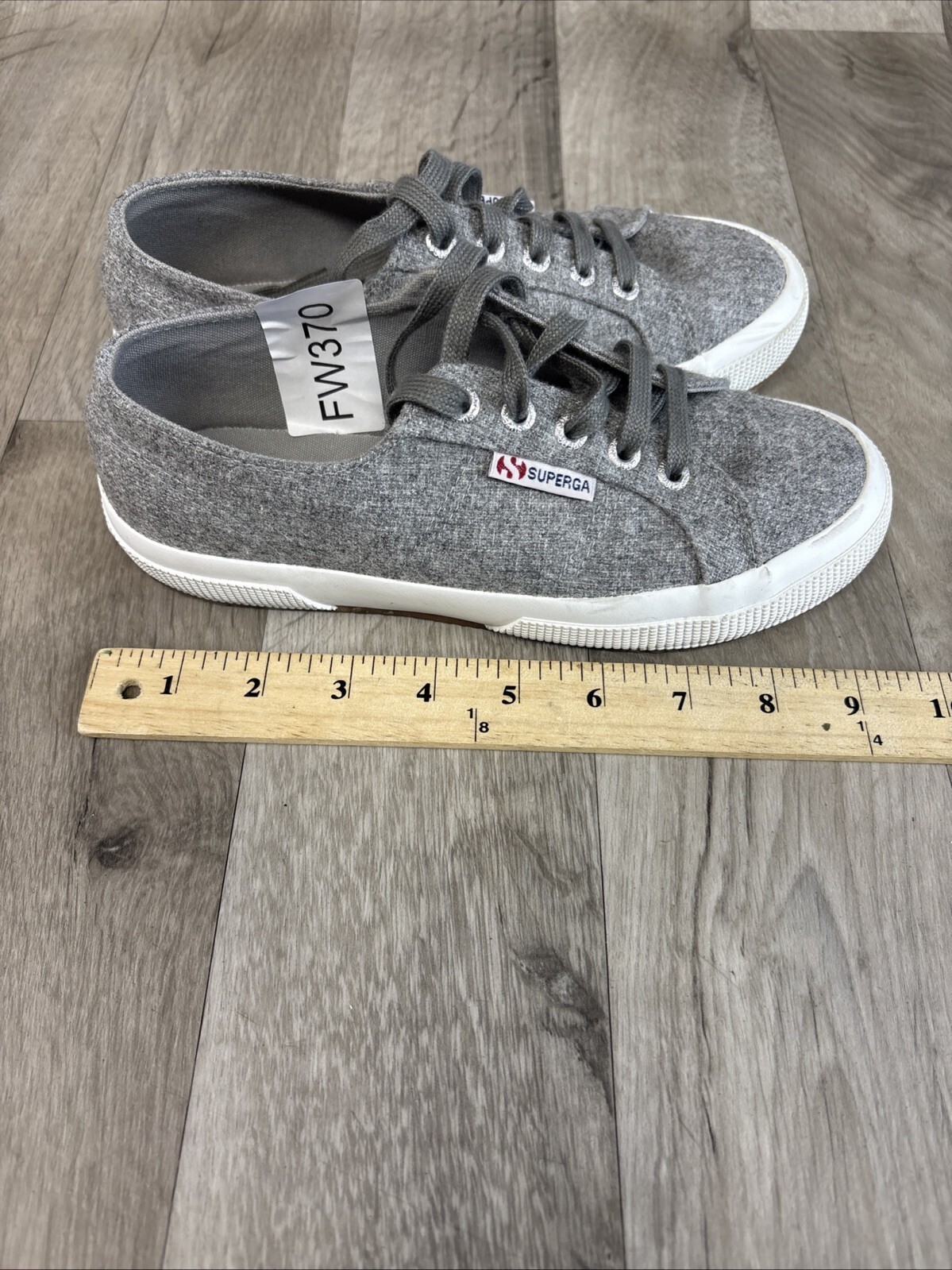 Superga Sneakers Wool Blend Low Top Casual Walking Women’s 6 Gray Rubber Soles