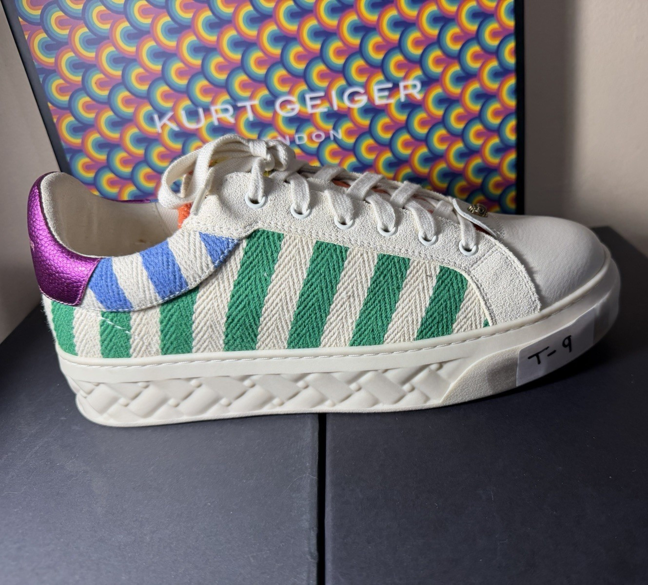 Kurt Geiger London women’s Lace-Up Low-Top Sneakers Striped Colorblock US 9