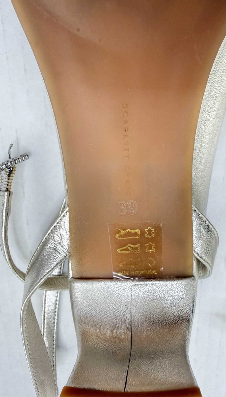 New!! Scarlett Chase Leather Sandals 👡 Champagne Metallic Size 39 Made In Italy