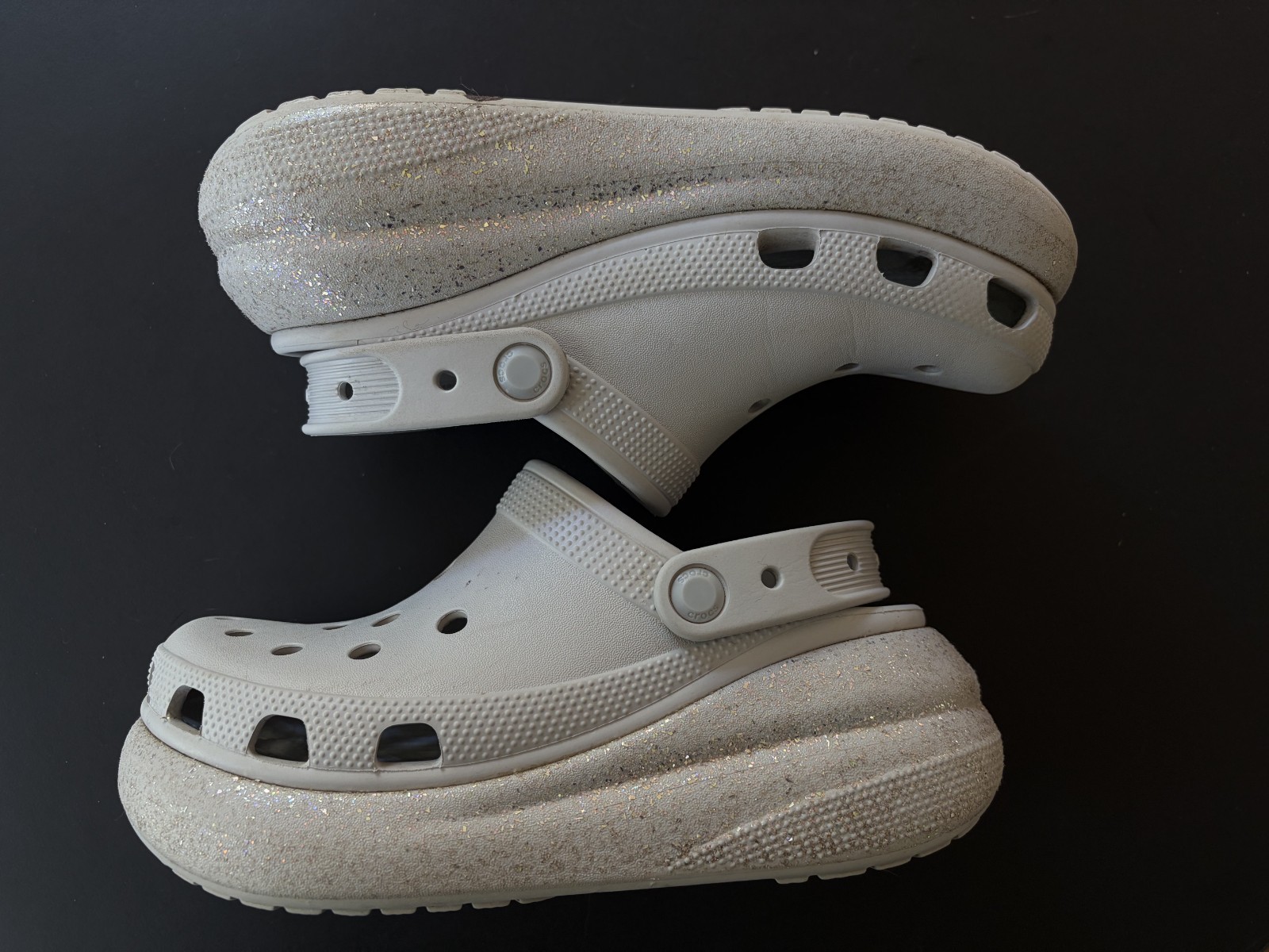 Crocs W’s 7/ M’s 5 Classic Crush Glitter Platform Clogs In Lt Gray Comfort