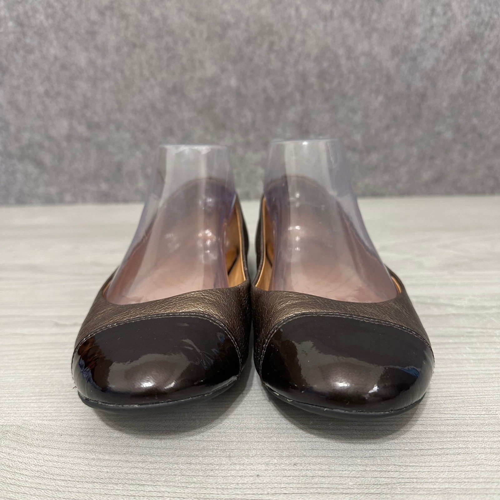 Clarks Indigo Bronze Metallic Womens Sz 6.5 Leather Patent Cap Toe Ballet Flats