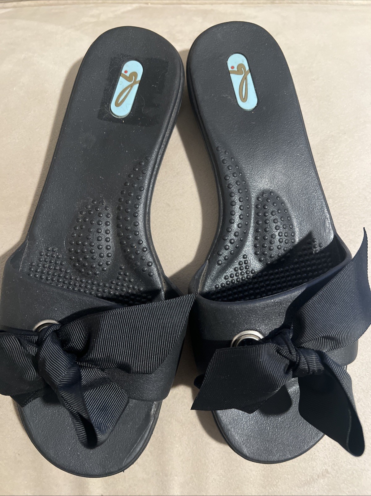Oka-B Black Slip On Sandals with Bow Detail Women’s Sz M/L 8.5-9 Casual Comfort