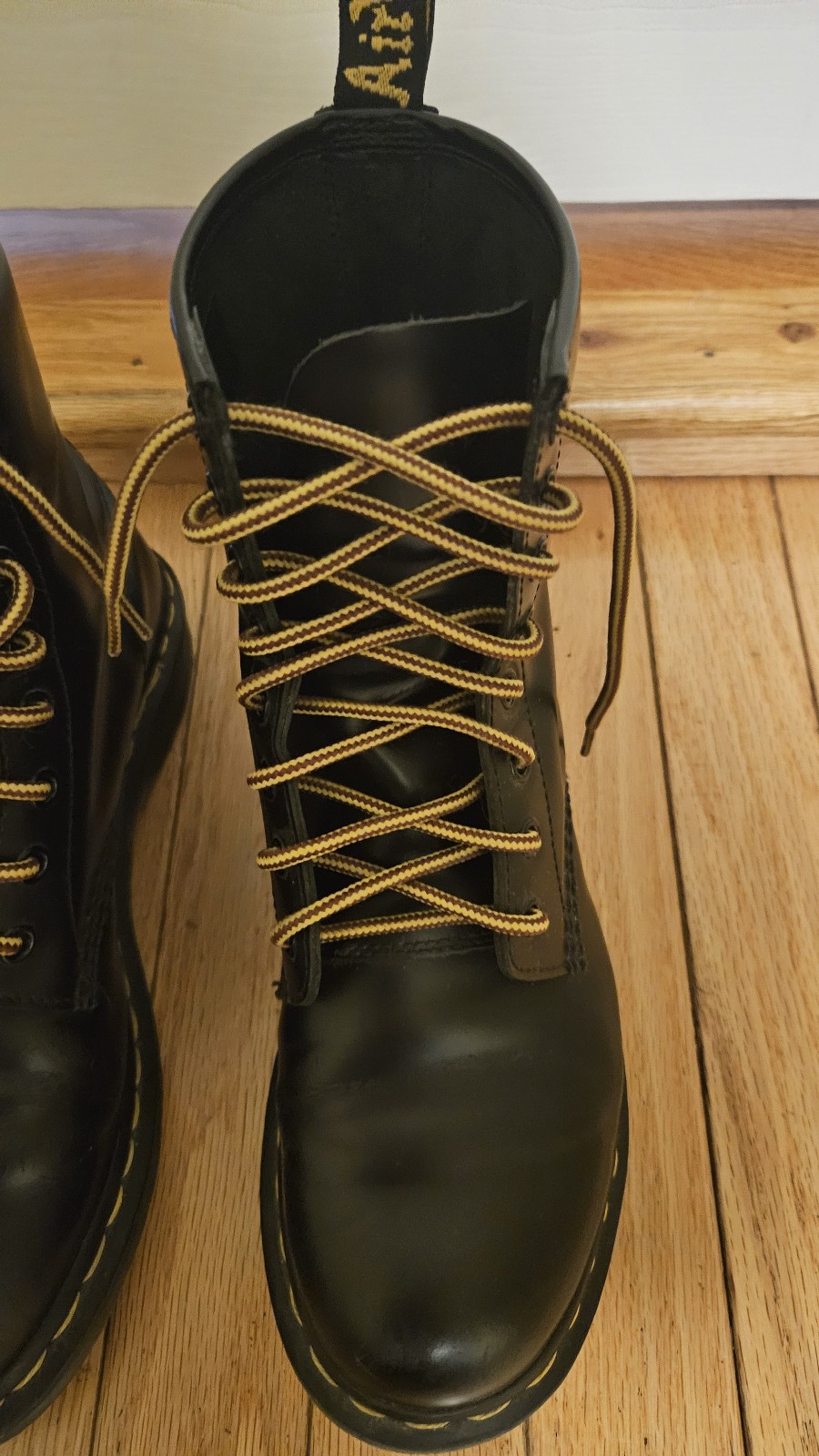 Dr. Martens 1460 Women’s Black Smooth Leather Lace Up Boots