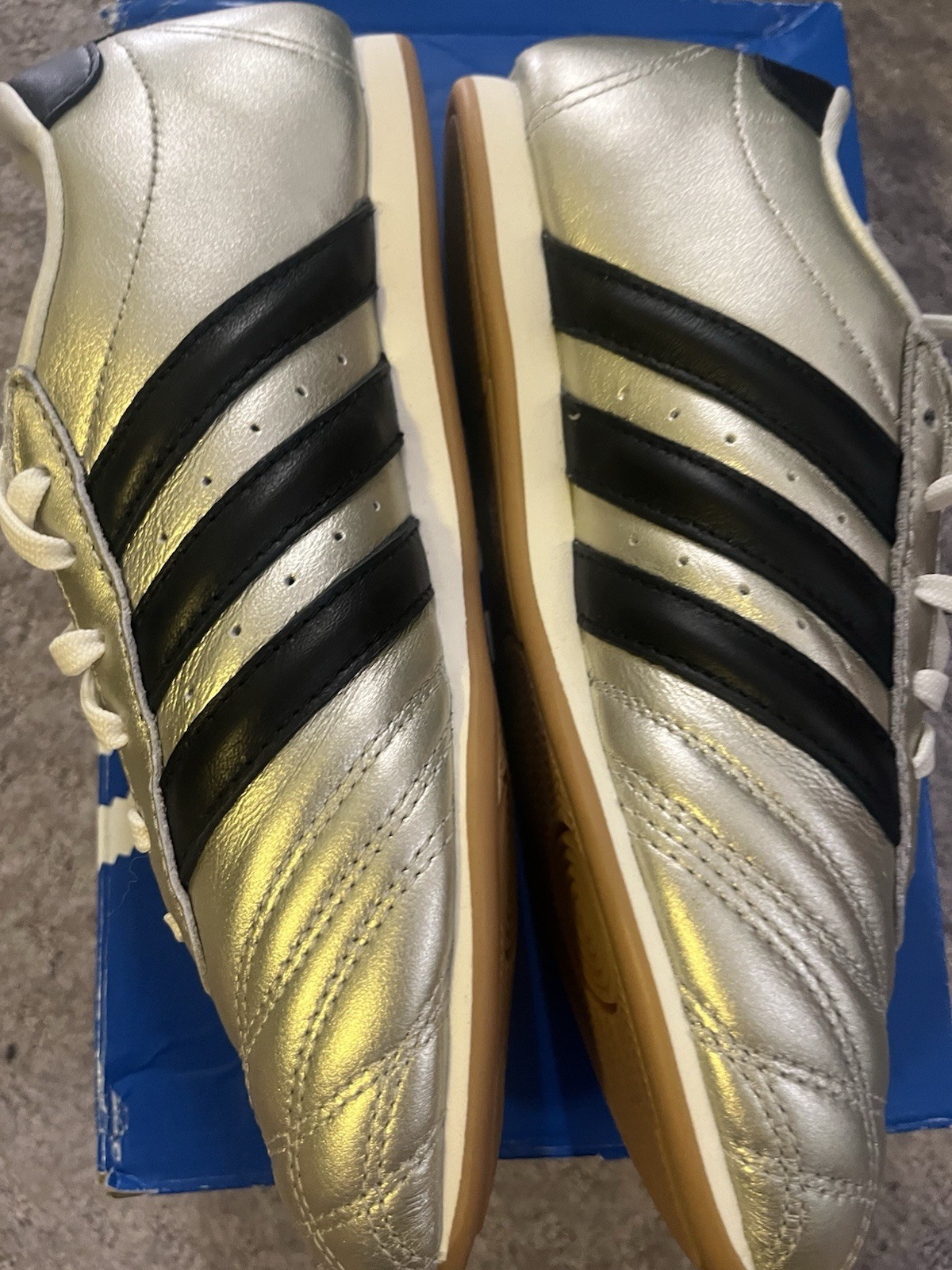 adidas Women’s Taekwondo Mei Ballet Silver Metallic Gum Size 6 JR7032