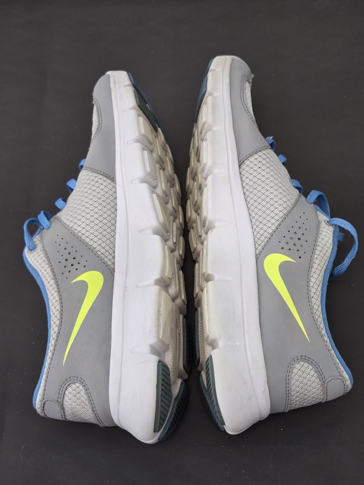 Nike Flex Experience RN Womens Athletic Running Shoes Gray Blue Year 2012 Sz 11