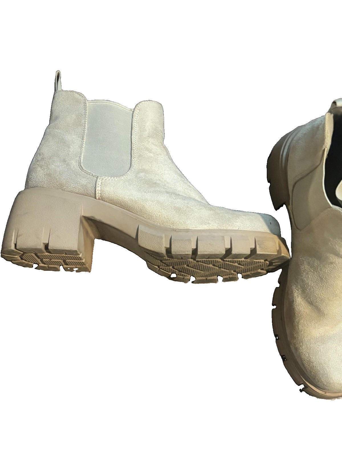 Soda Women’s Chelsea Ankle Boots US 8 Beige Suede Lug Sole Pull Tab Round Toe