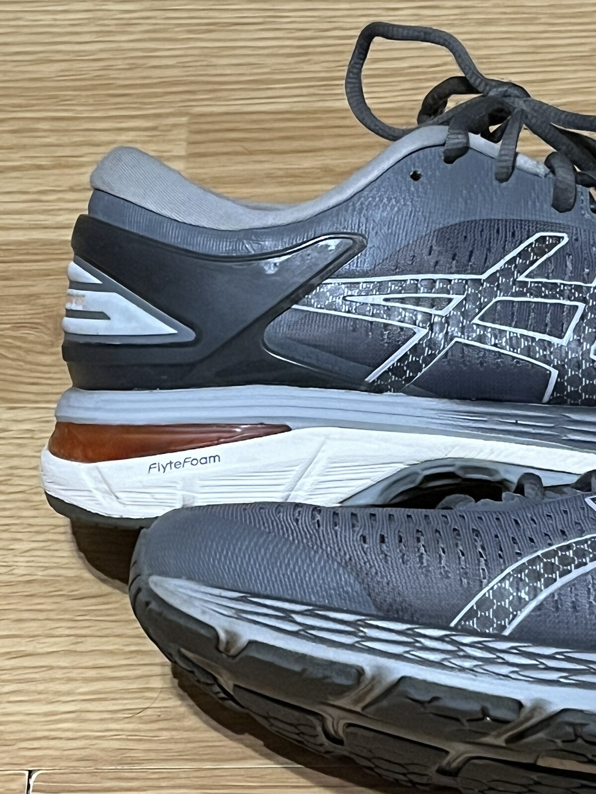 ASICS GelKayano 25 Running Womens Grey Sneakers Shoes 1012A026-020 Sz 8