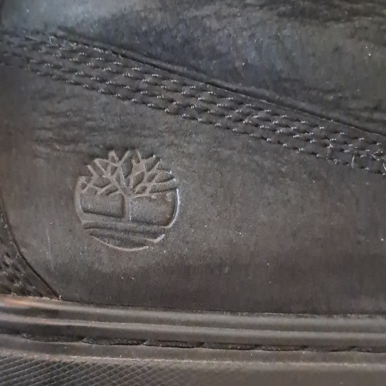 Timberland Women’s Linden Woods 6-Inch Waterproof Boots Black Nubuck Size 9 New