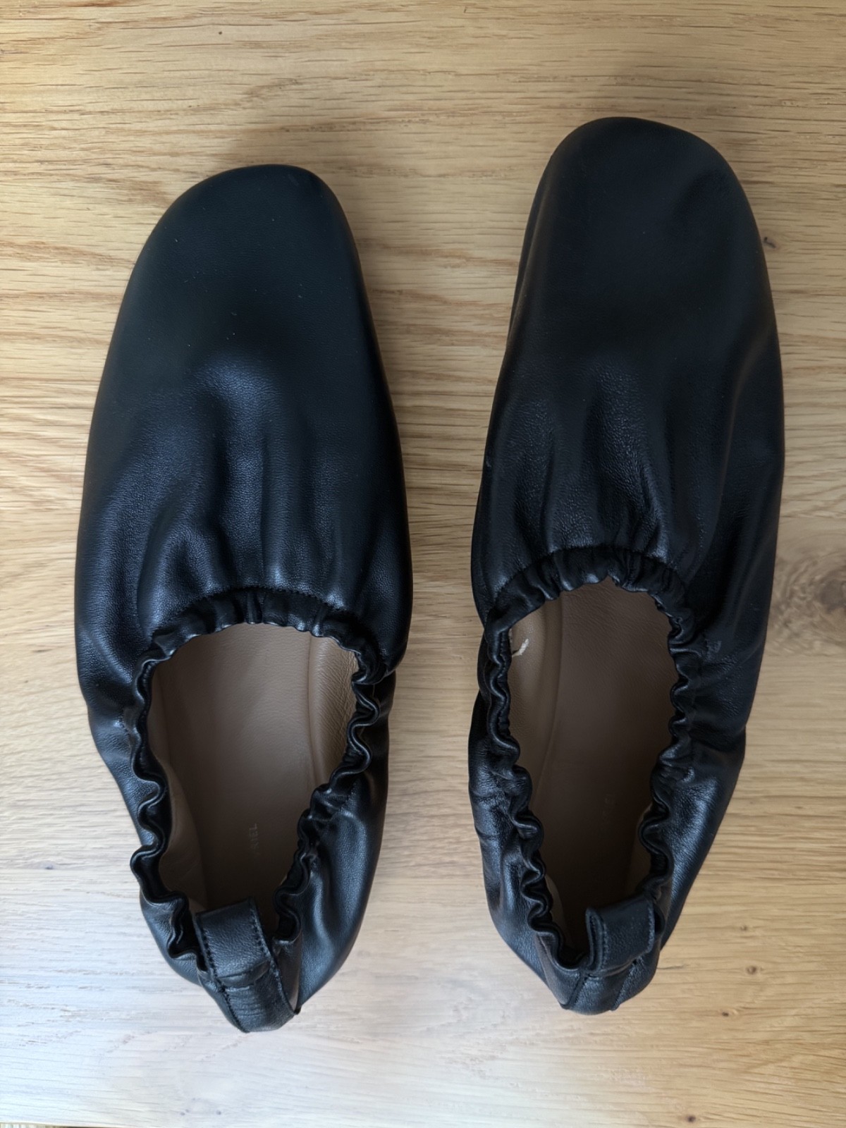 MANSUR GAVRIEL Black Leather Ruched Ballerina Glove Flat NWD Retail $495