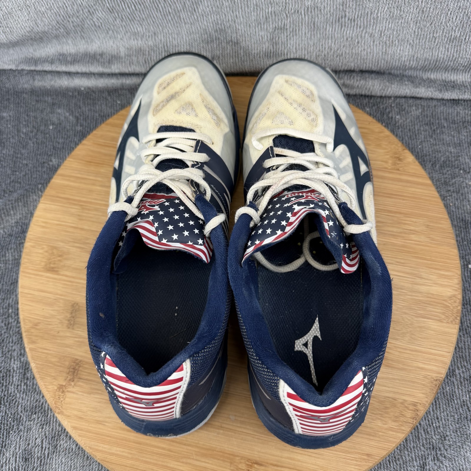 Mizuno Wave Lightning Shoes Womens Size 9.5 USA Patriotic Volleyball Sneakers