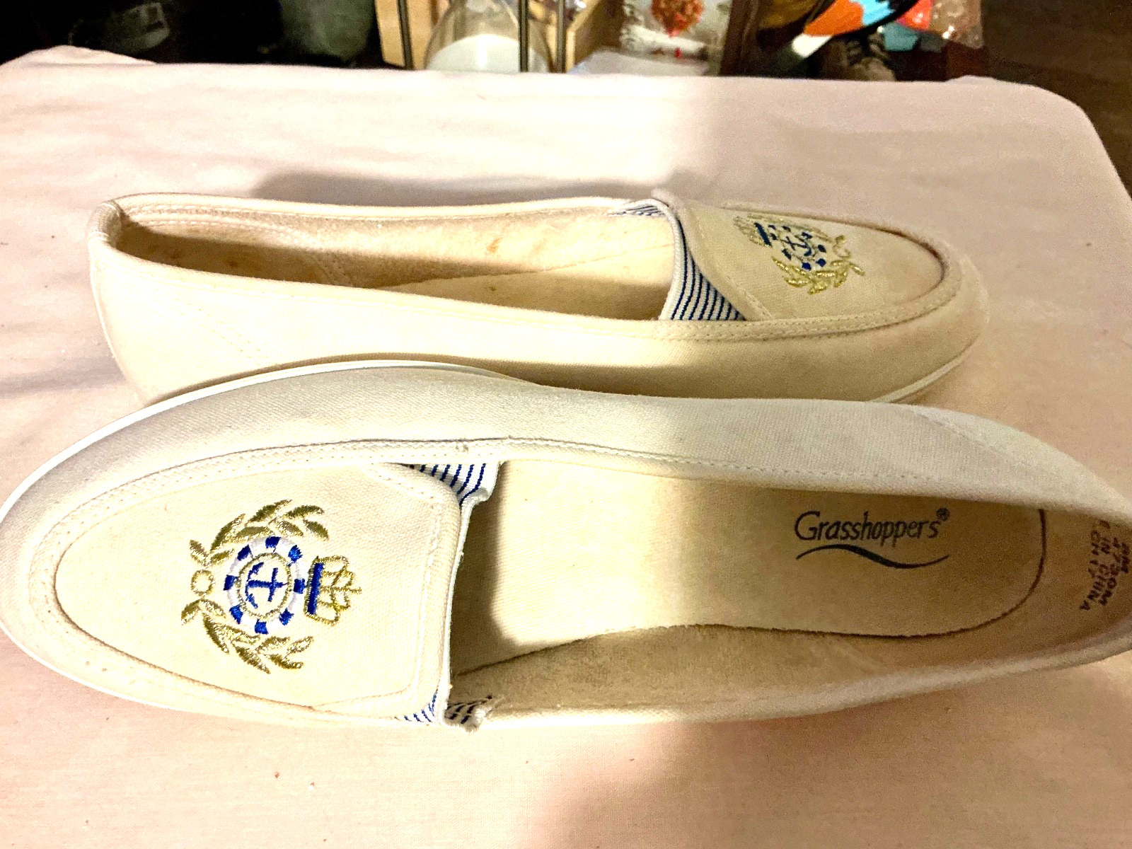ladies grasshoppers flat slip on shoes size 8m