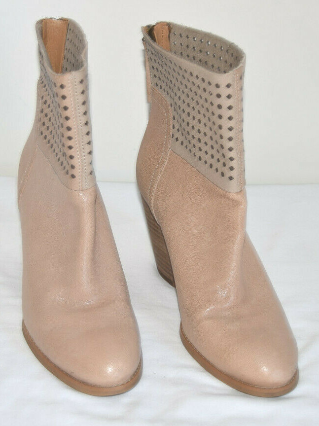 Nine West Beige Semi-Round Toe Block Heel Women’s Ankle Boot Size 7