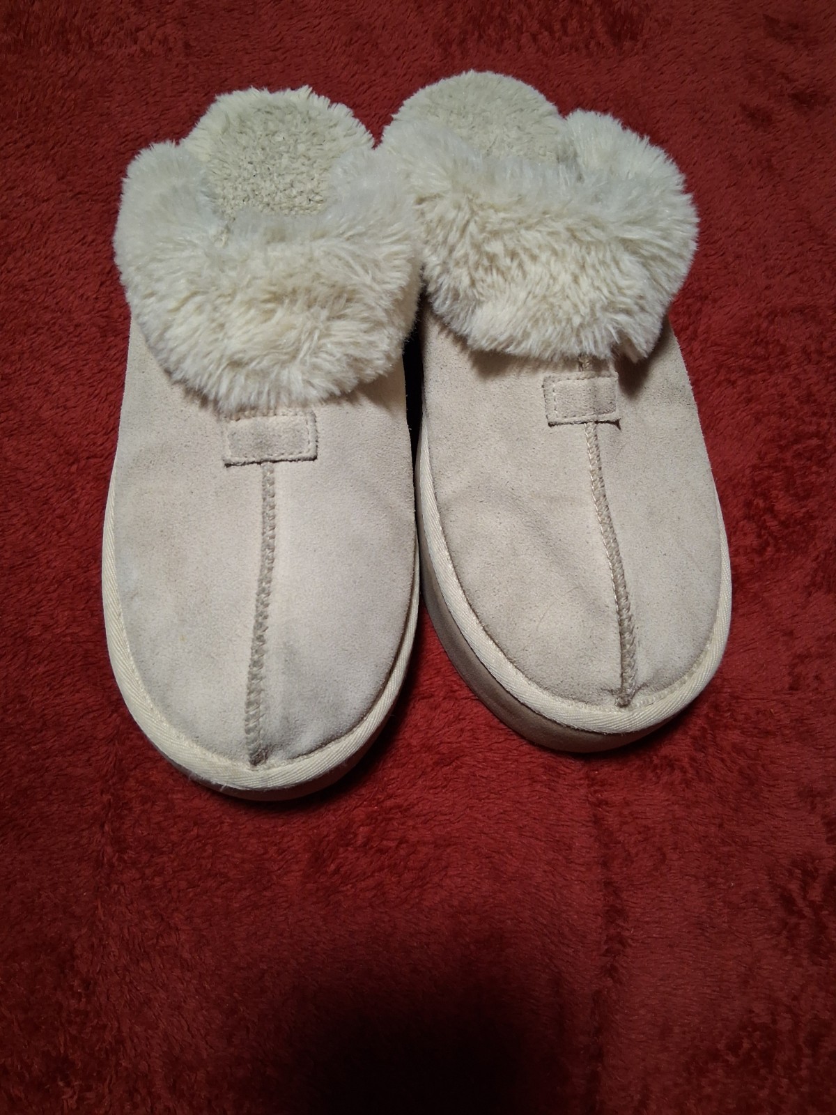 Women’s Beige Faux Suede Slip-On Slippers Round Toe Faux Fur Trim Lined