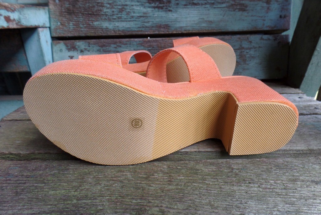 Beach by Matisse Ocean Ave Sandals Orange 9M Slip On Open Toe Slide New!