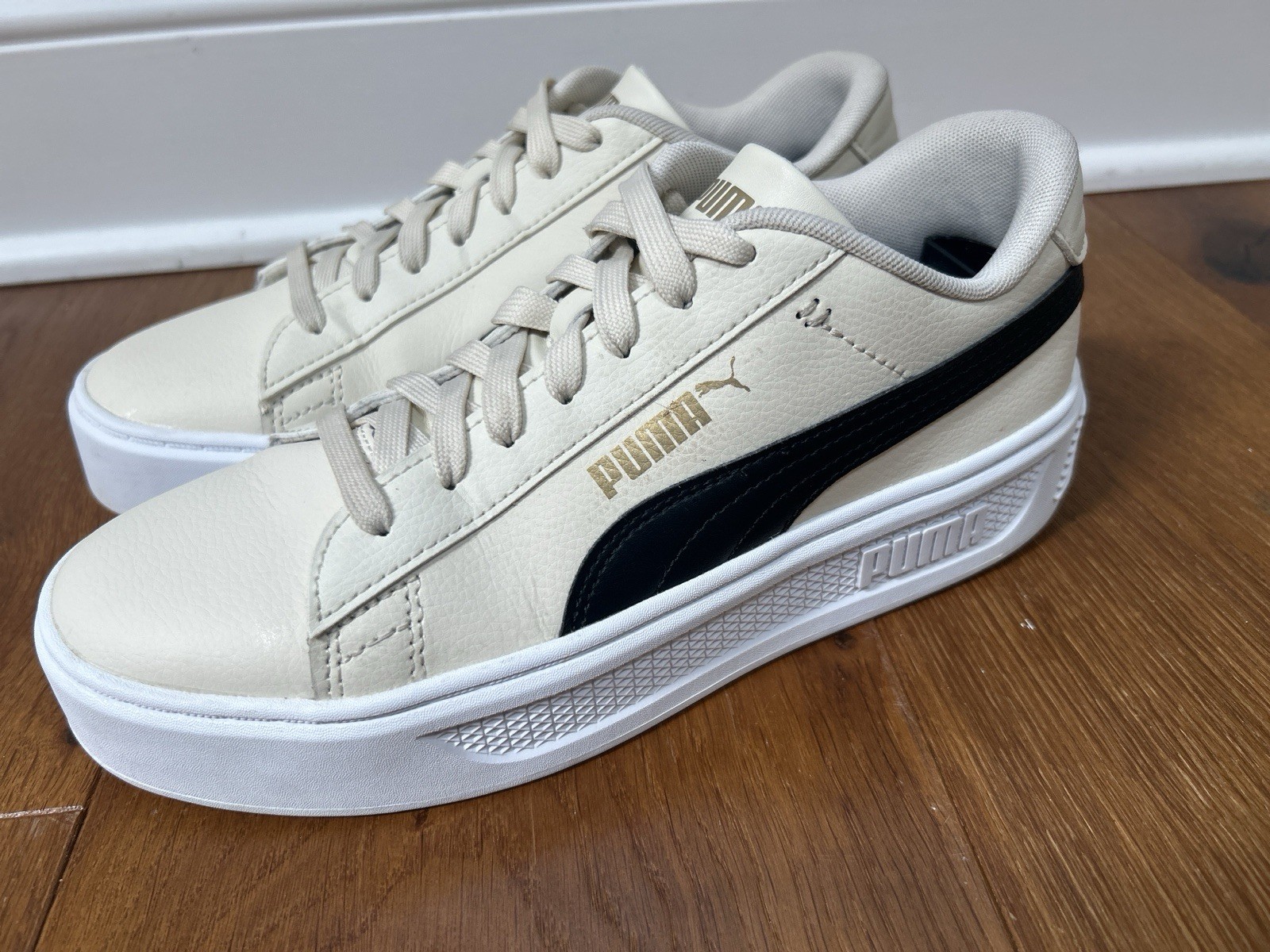 Puma Smash Platform Beige Low Sneakers 390758-08 Women Sz 8.5 Alpine Snow Nice!