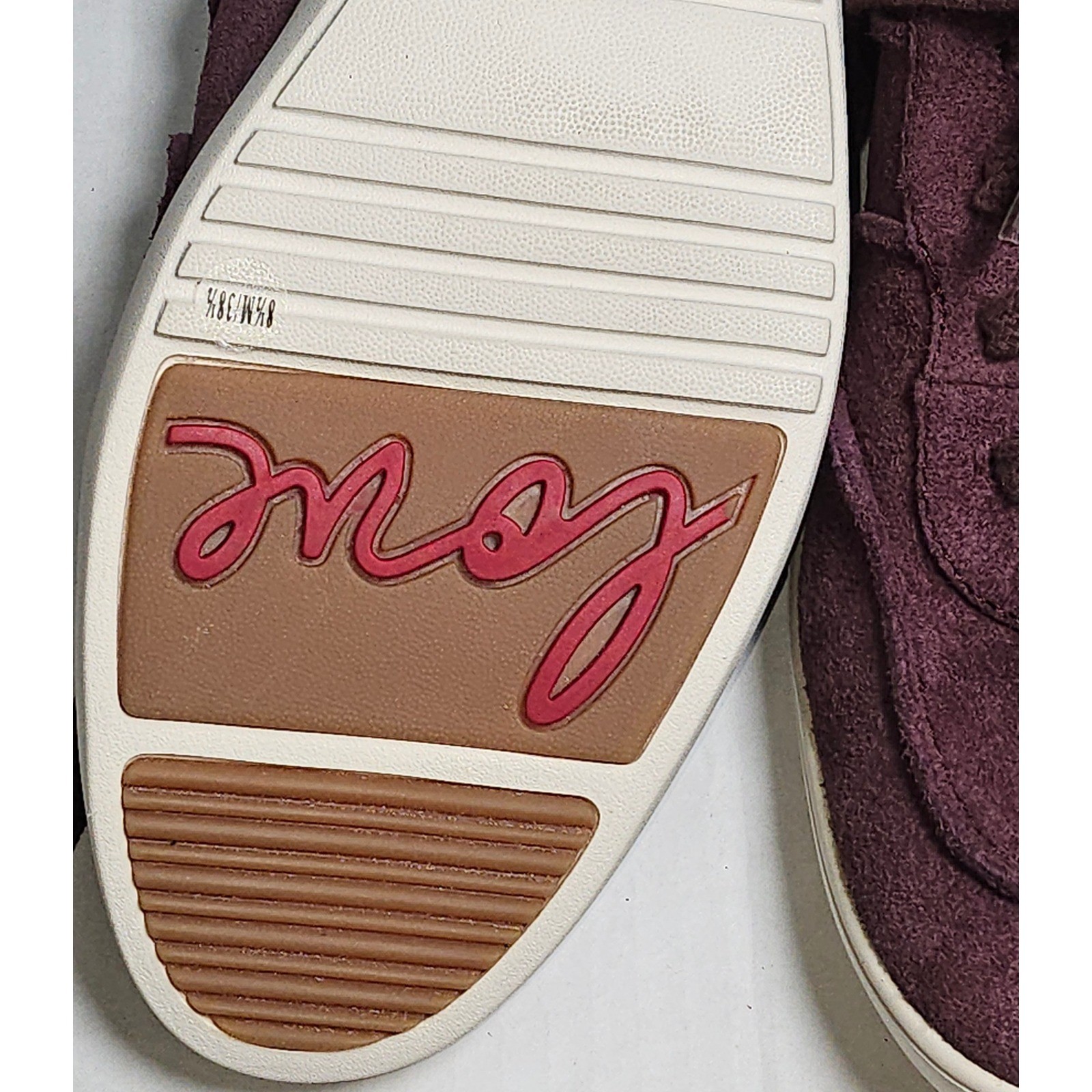 ED Ellen DeGeneres Akemi True Merlot Suede Lace Up Sneakers Womens 8.5M EU 38.5