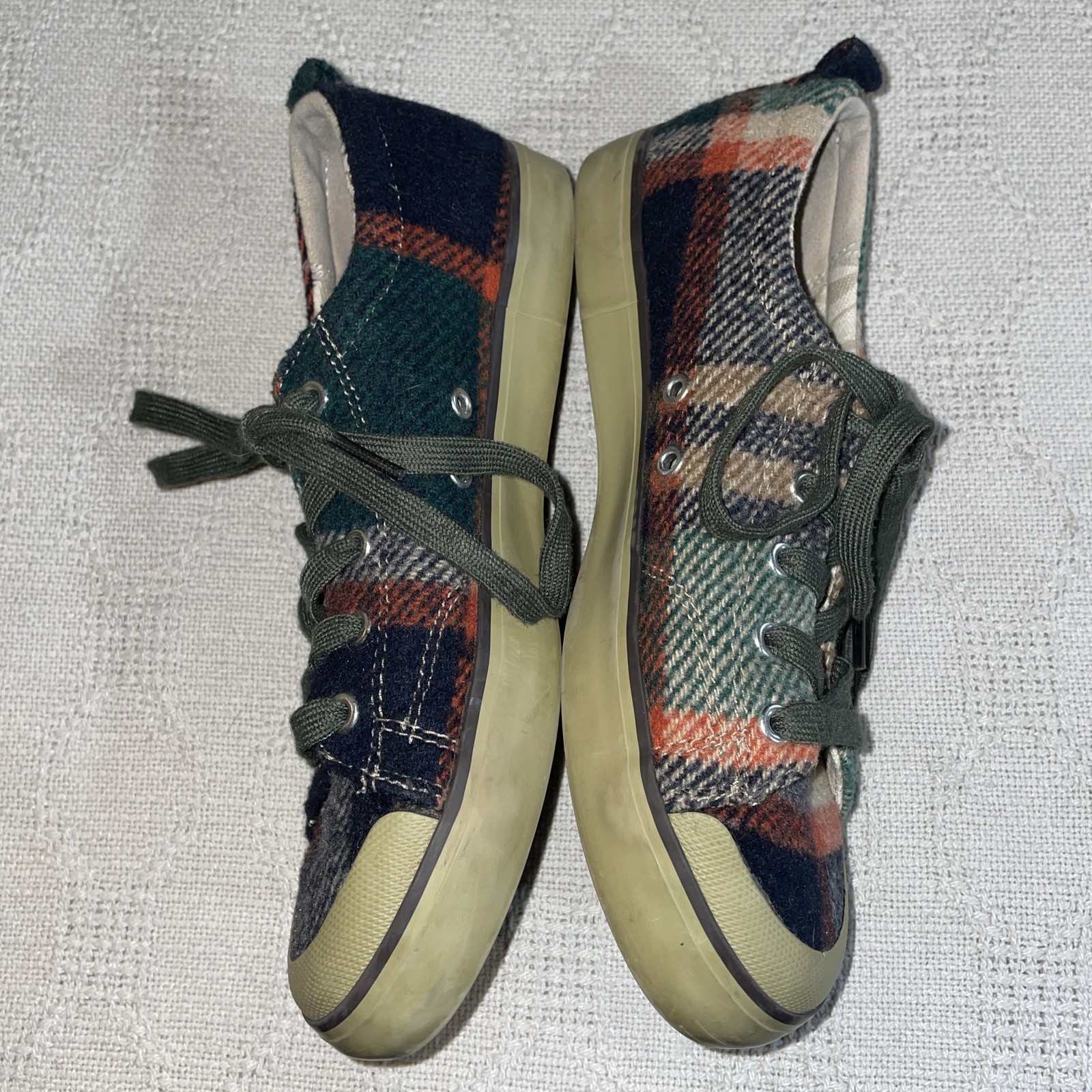 Keen Casual Sneakers Womens Size 8 M Multicolor Plaid Going out Party Fun