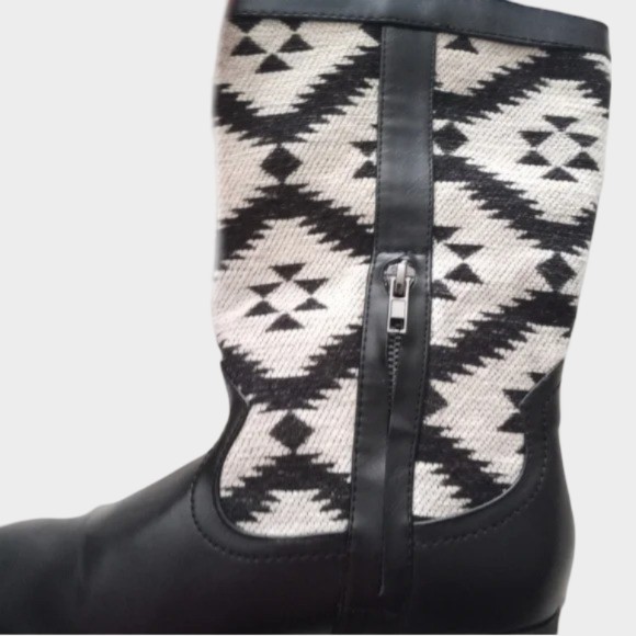 Rampage Franco Aztec Southwestern Low Calf Boots 7.5