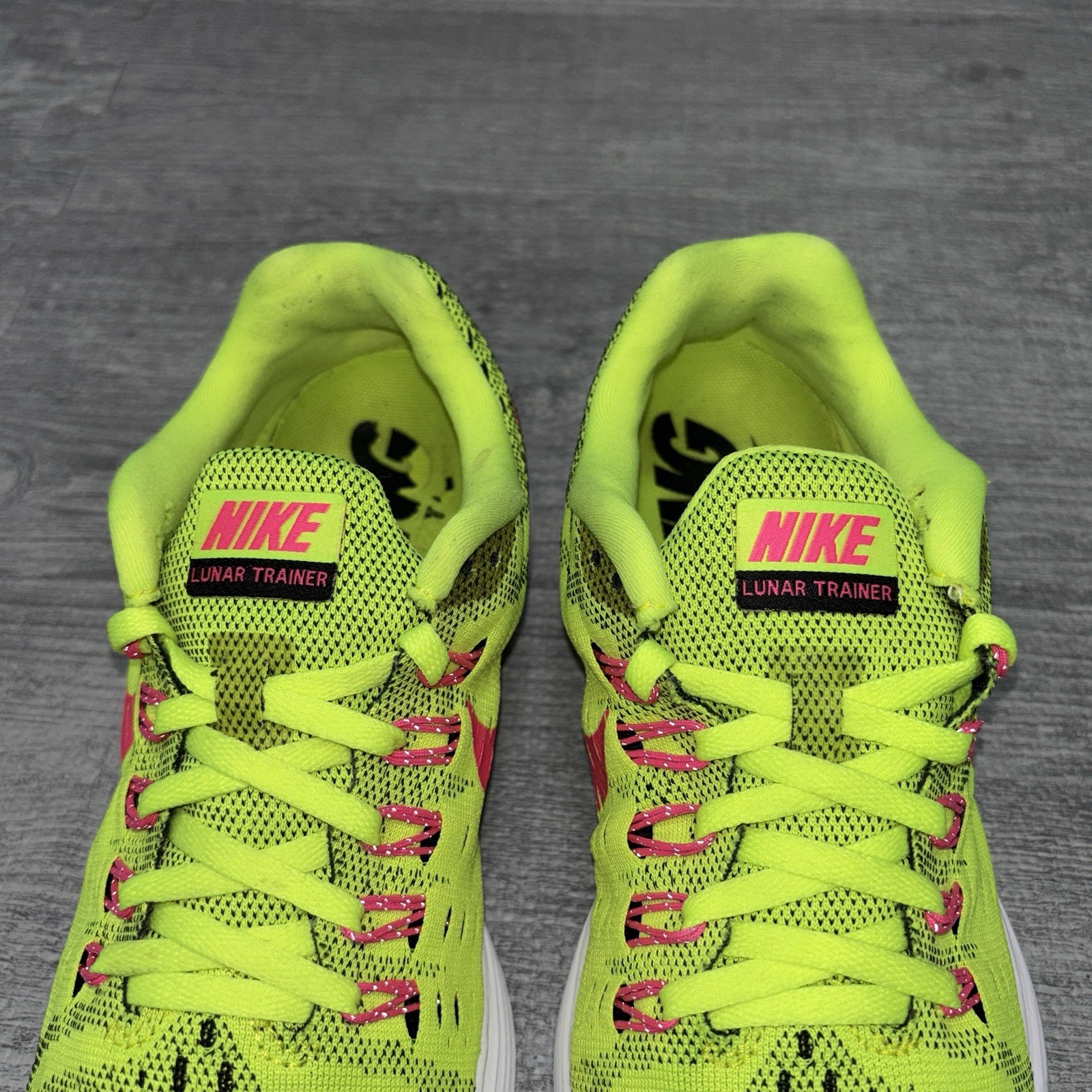 Nike Lunar Tempo Trainer Shoes Womens Size 7 Green Red Sneakers 705462-700