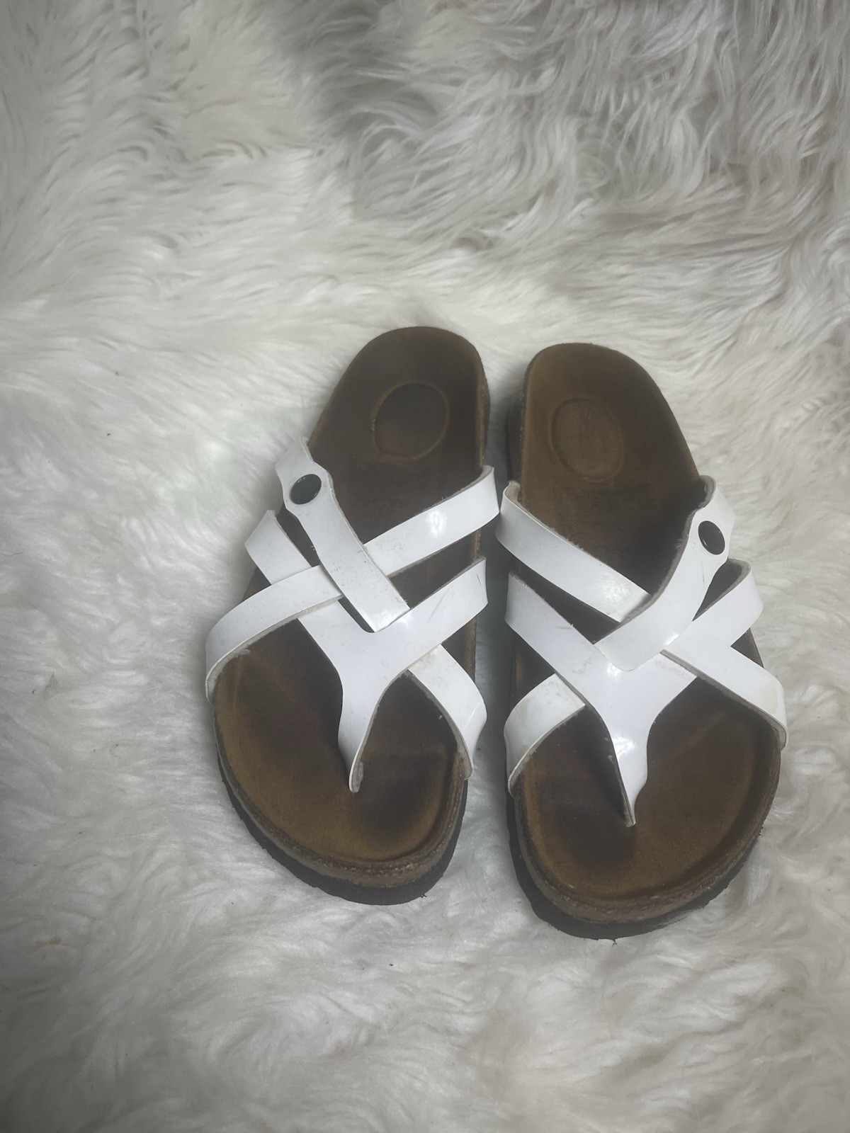 Bertula by Birkenstock white patent strappy slide sandalsEUR SZ36