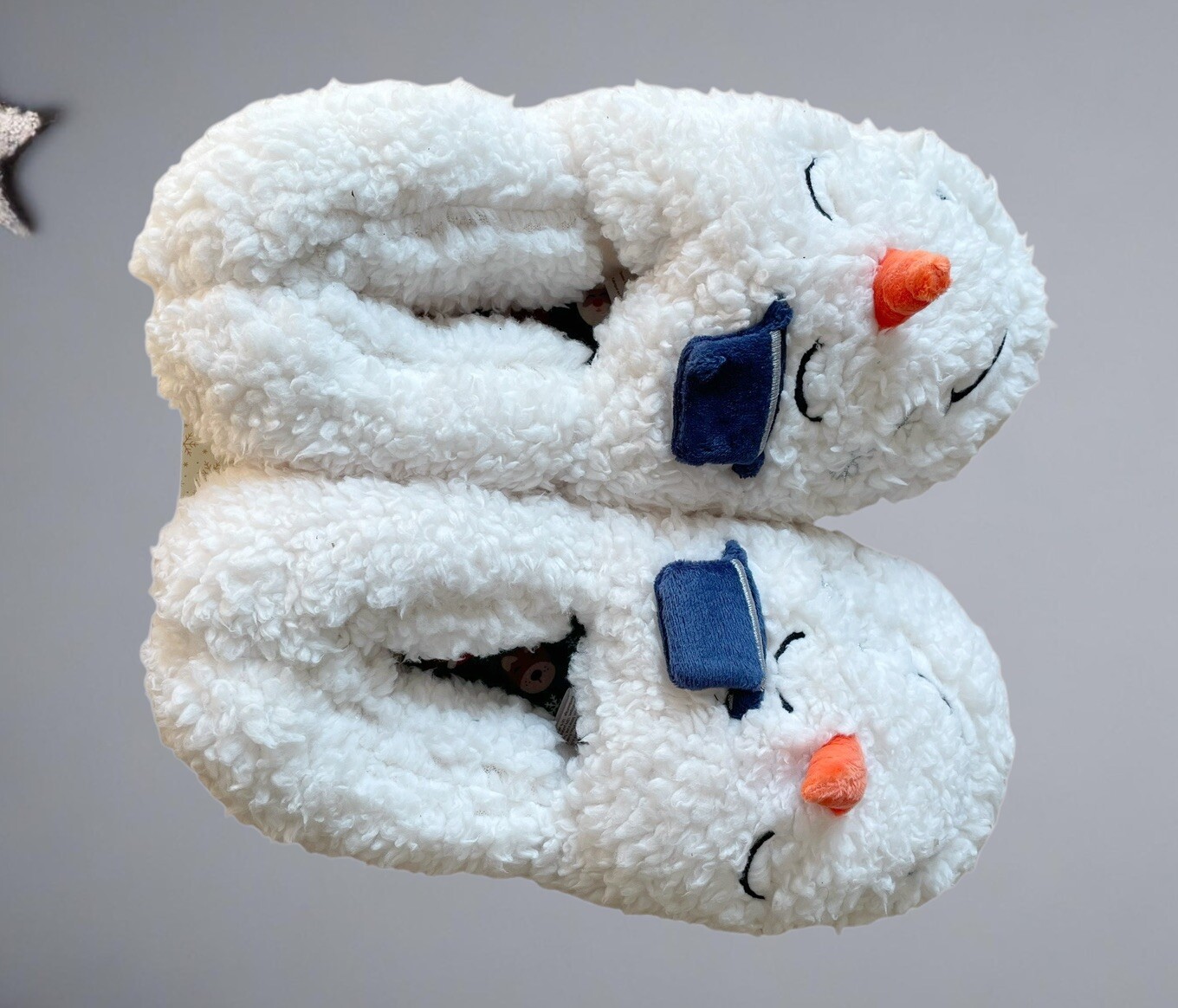 NWT Dearfoams Adult Unisex Snowman Closed-Back Slippers, W 11-12, M 9-10