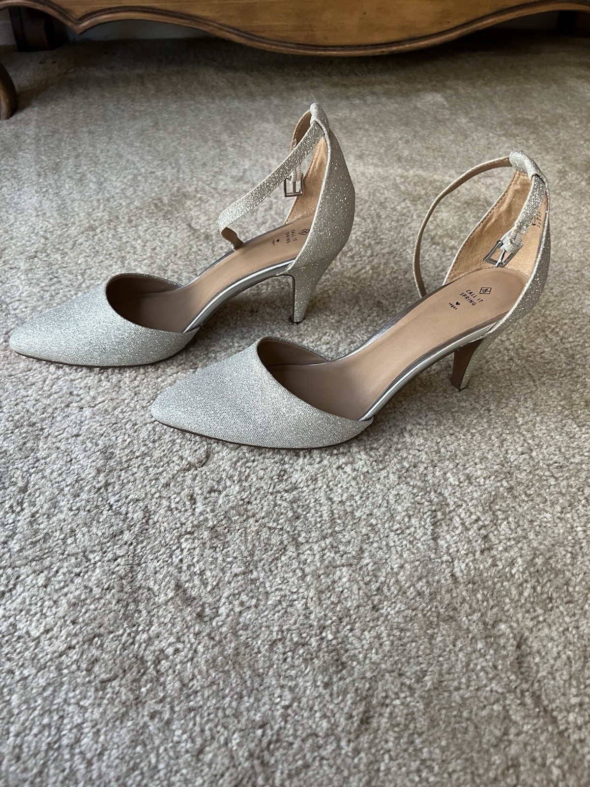 Call It Spring Silver Glitter Pointed Toe Ankle Strap Pump 8.5 New