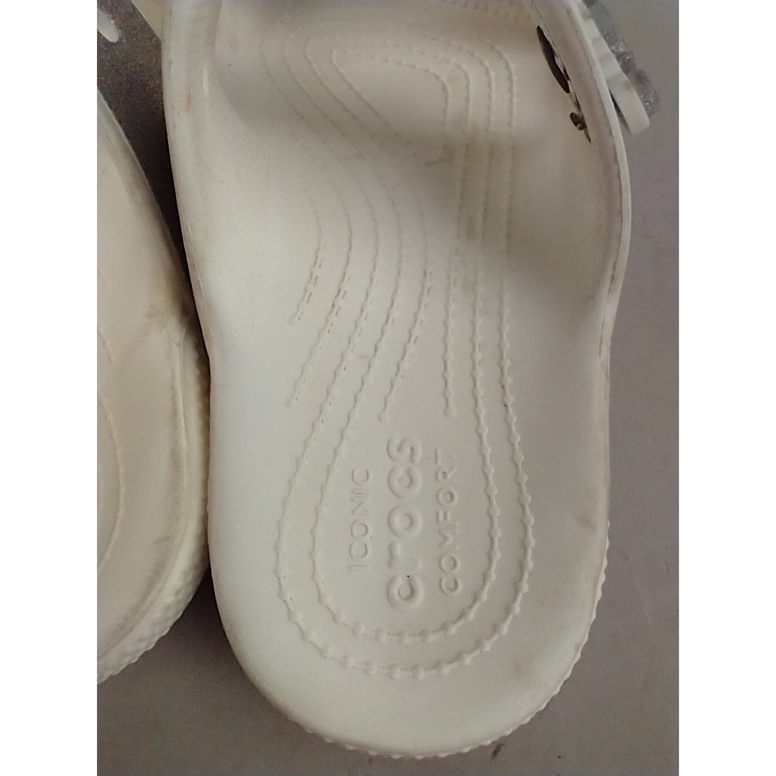 Crocs Classic Sandal Silver Glitter White Two Strap Slide Mens 4 Womens 6