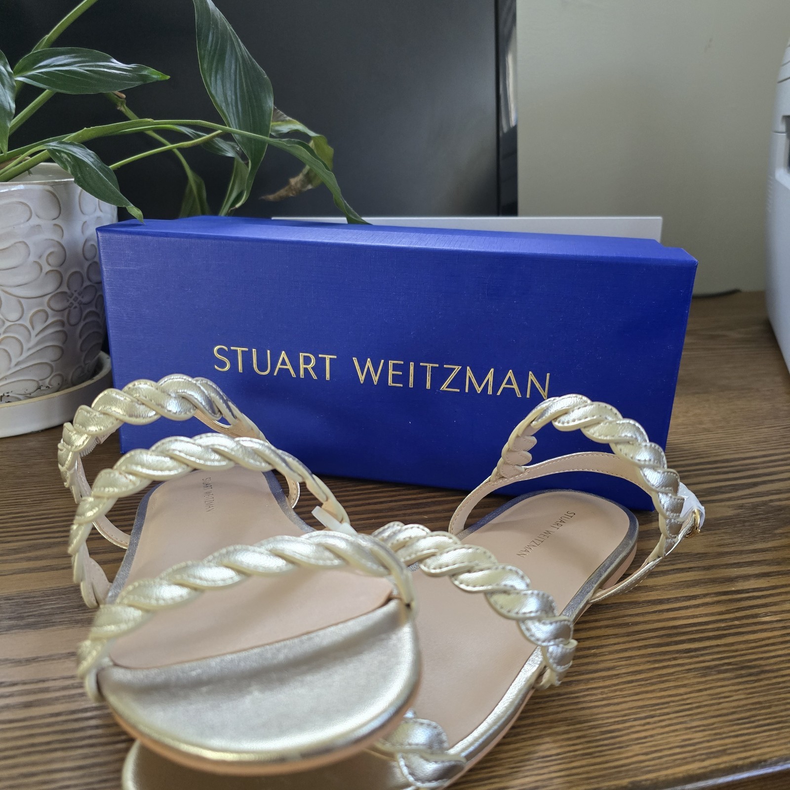 Stuart Weitzman Braided Strappy Ankle Strap Buckle Sandals Gold US 7.5 M