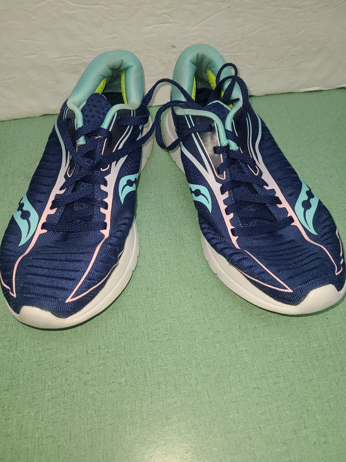 Saucony Womens Kinvara 10 S10467-1 Blue Mint Running Shoes Lace Up Size 7.5