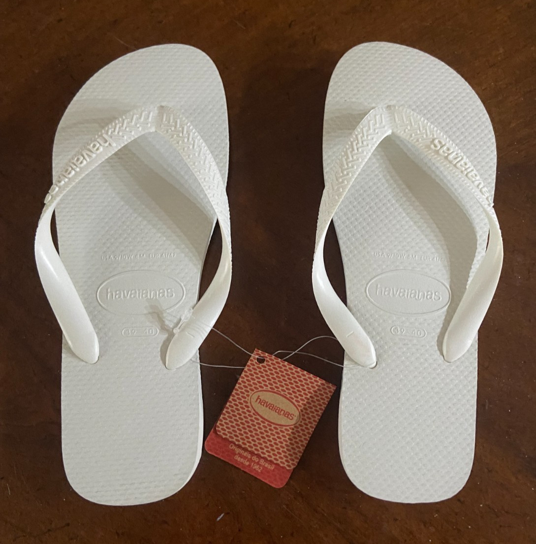 Havaianas WHITE flip flops Womens Size 39/40 (USA 8.5-9.5 ) (UK 7)