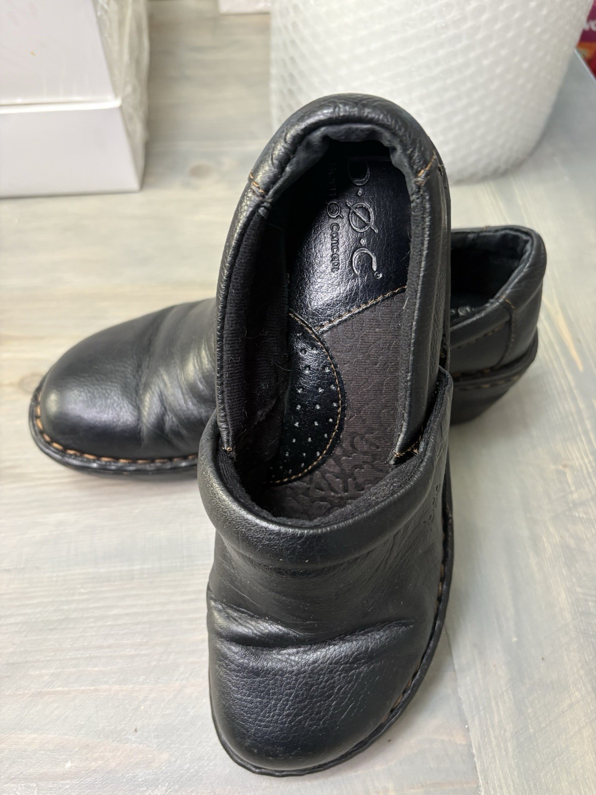 b.o.c. Born Concept Women’s Black Leather Slip-On Comfort Block Heel 7M