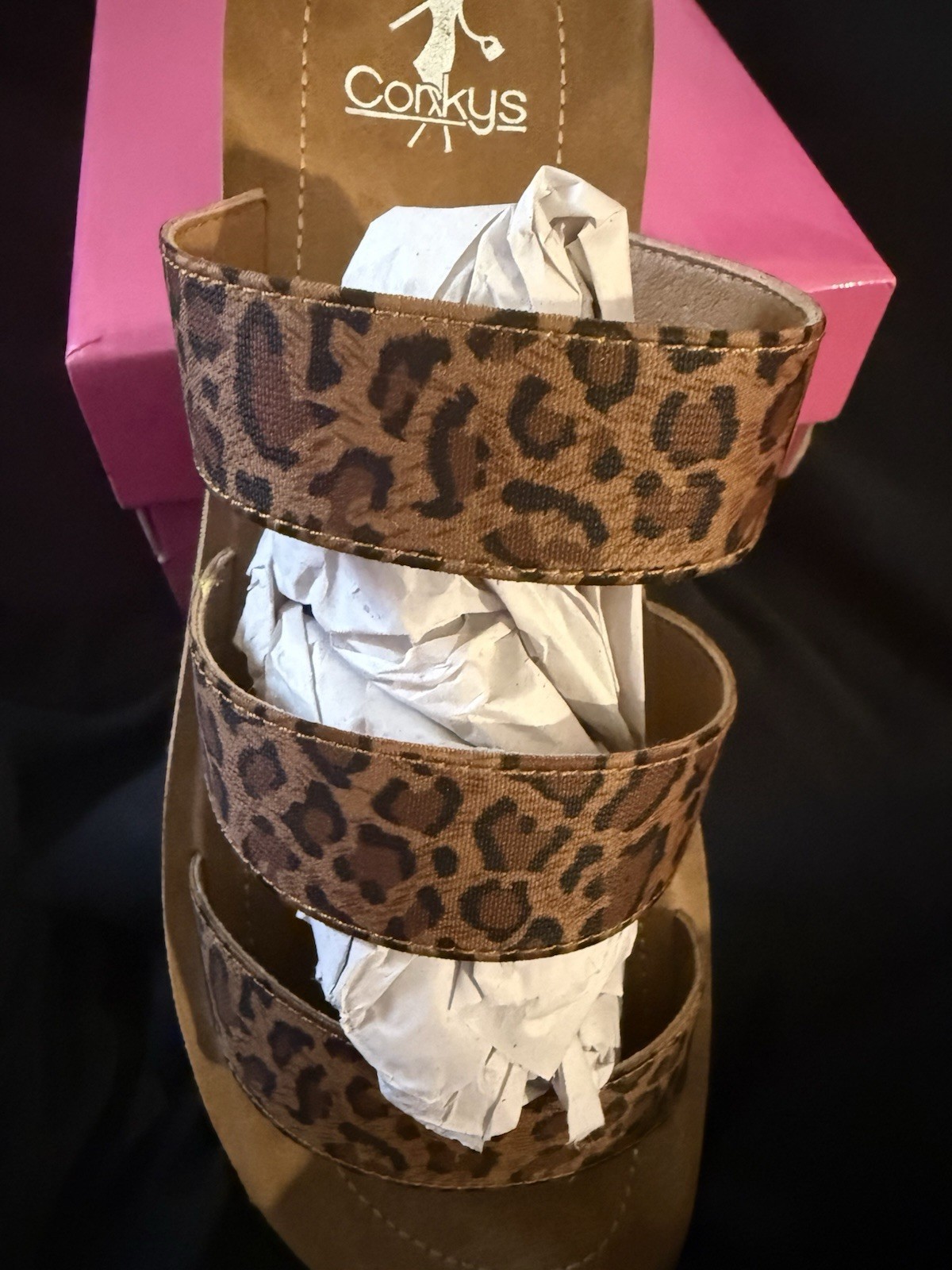 Woman’s sandals Leopard Print SZ12 Fits Like Sz10 RUNS SMALL AND NARROW