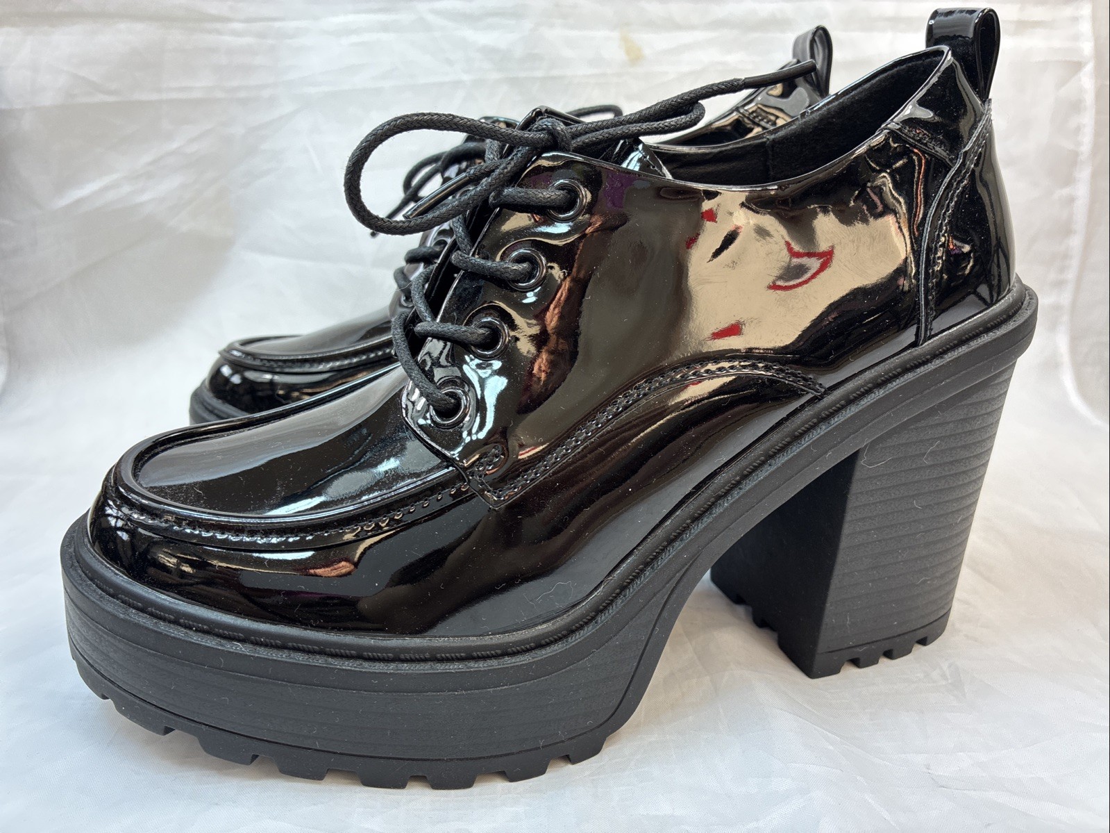 FOREVER STATE-PATENT-OXFORD CHUNKY PLATFORM 4″ Hi-Chunky Block Heel Women PUMPS