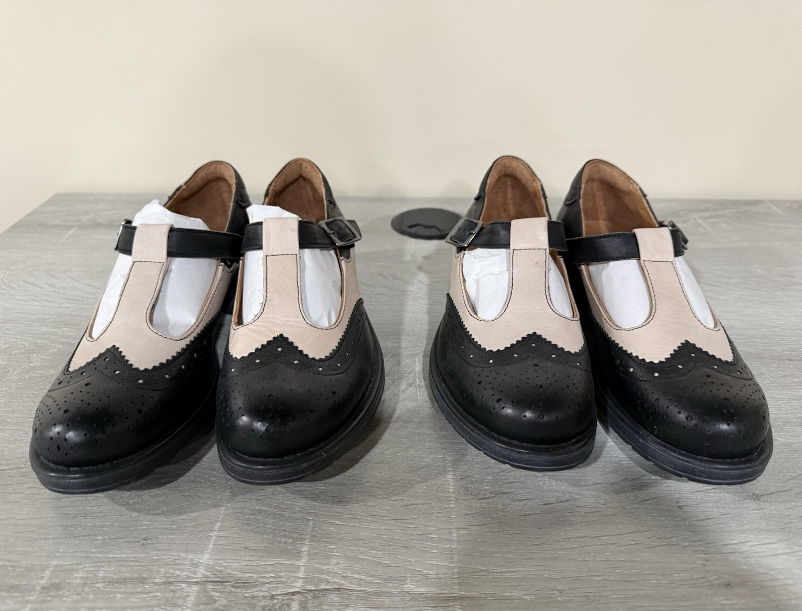 RARE SAMPLE Miz Mooz Women’s Leather Colorblock Brogue Slip-On Flats Comfort