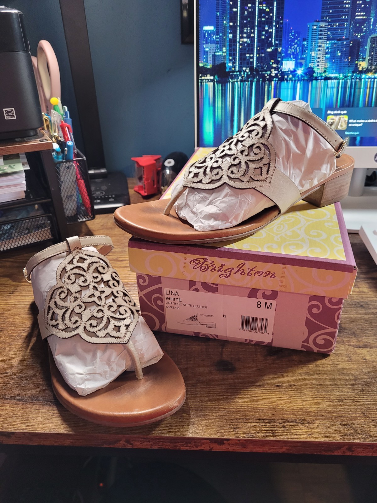Gorgeous Brighton Lina Leather Cut-Out Ivory White Sandals Size 8M