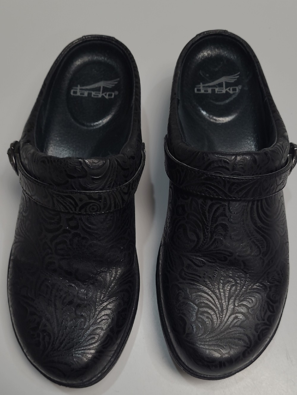 Dansko Allison Floral Black Embossed Leather Clogs – Size EU-40 (9 1/2 – 10)