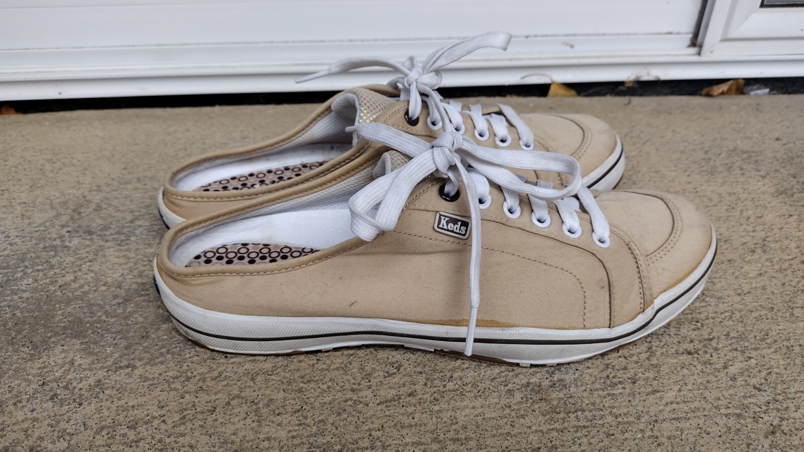 Keds Women’s shoe open back sneakers size 8.5