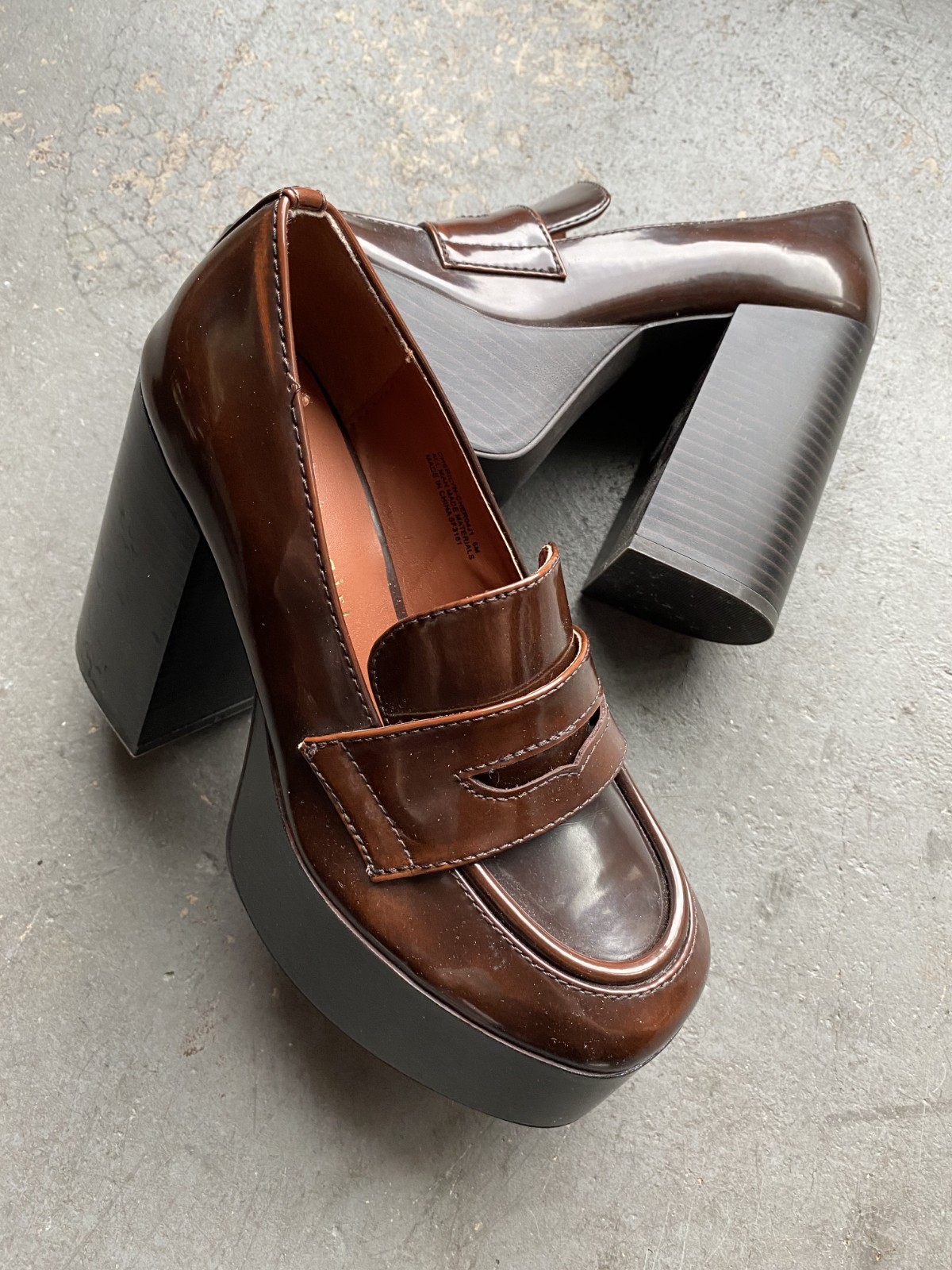 STEVE MADDEN Women’s Shoes Cinderella Horse-Bit Platform Loafers Heels Sz 6