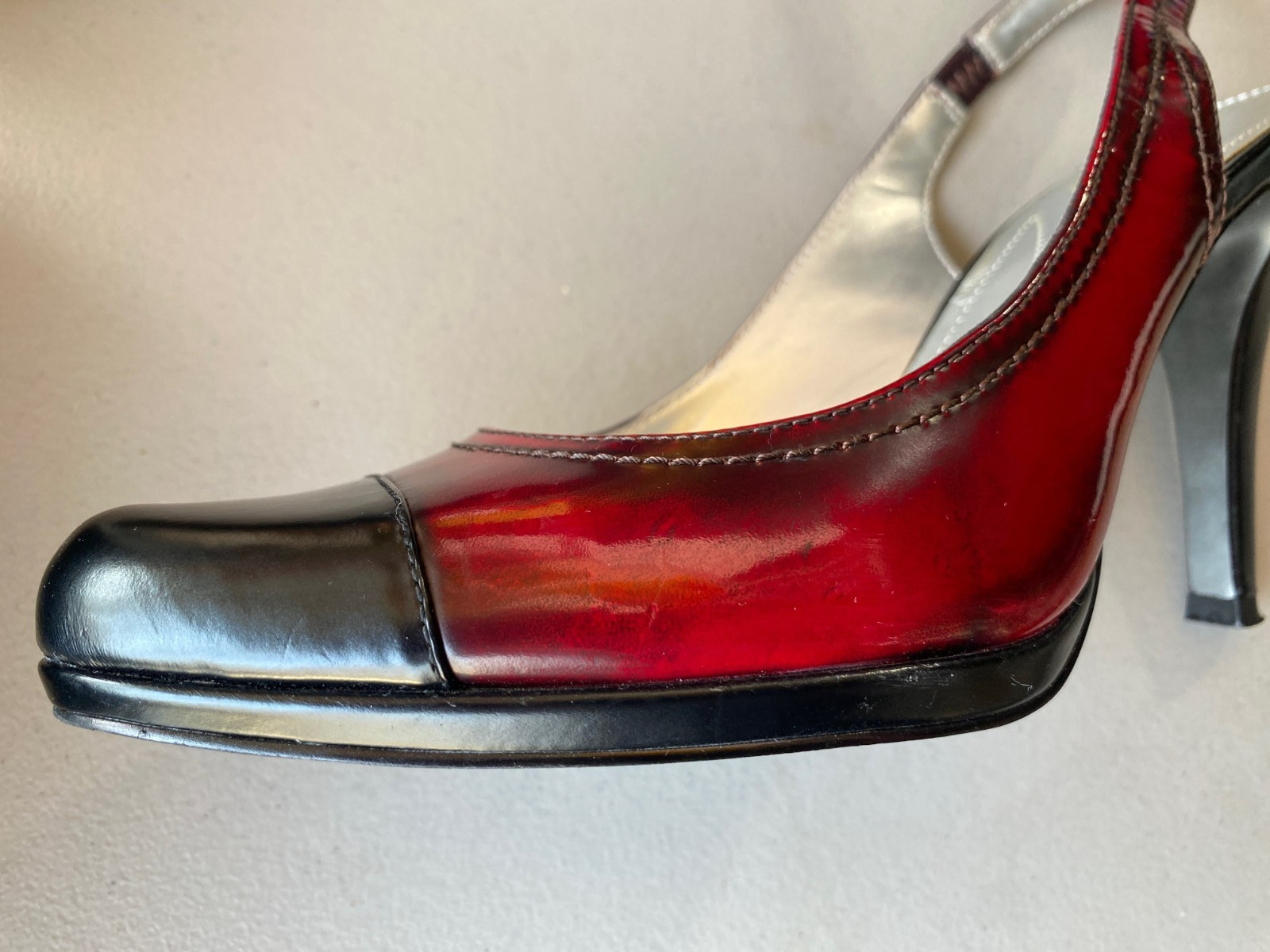 Tahari Women’s Sling Back Heels, Size 8, Black and Bordeaux