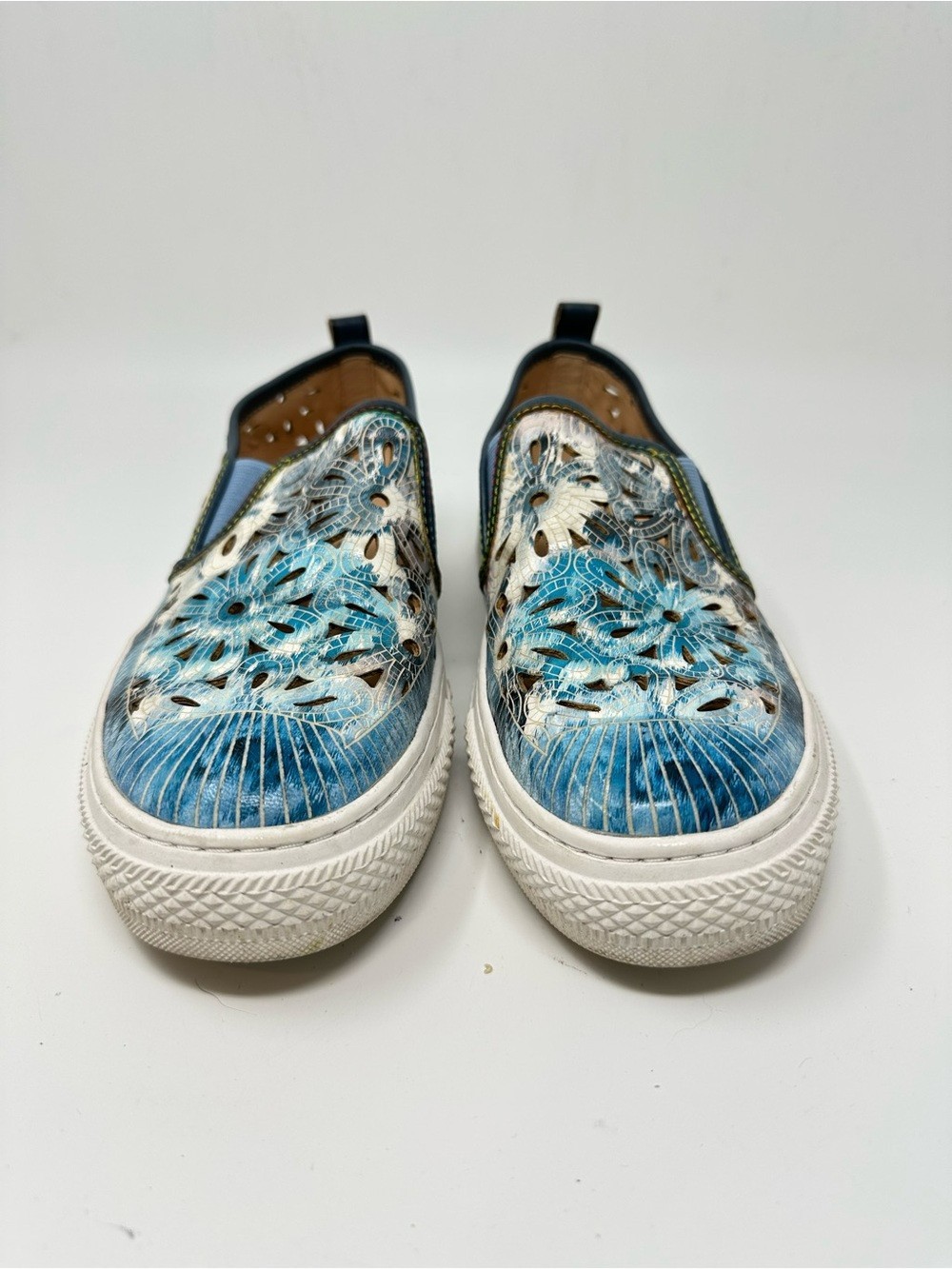 L’Artiste By Spring Step Denofeden Women’s Sneakers Size 8.5-9