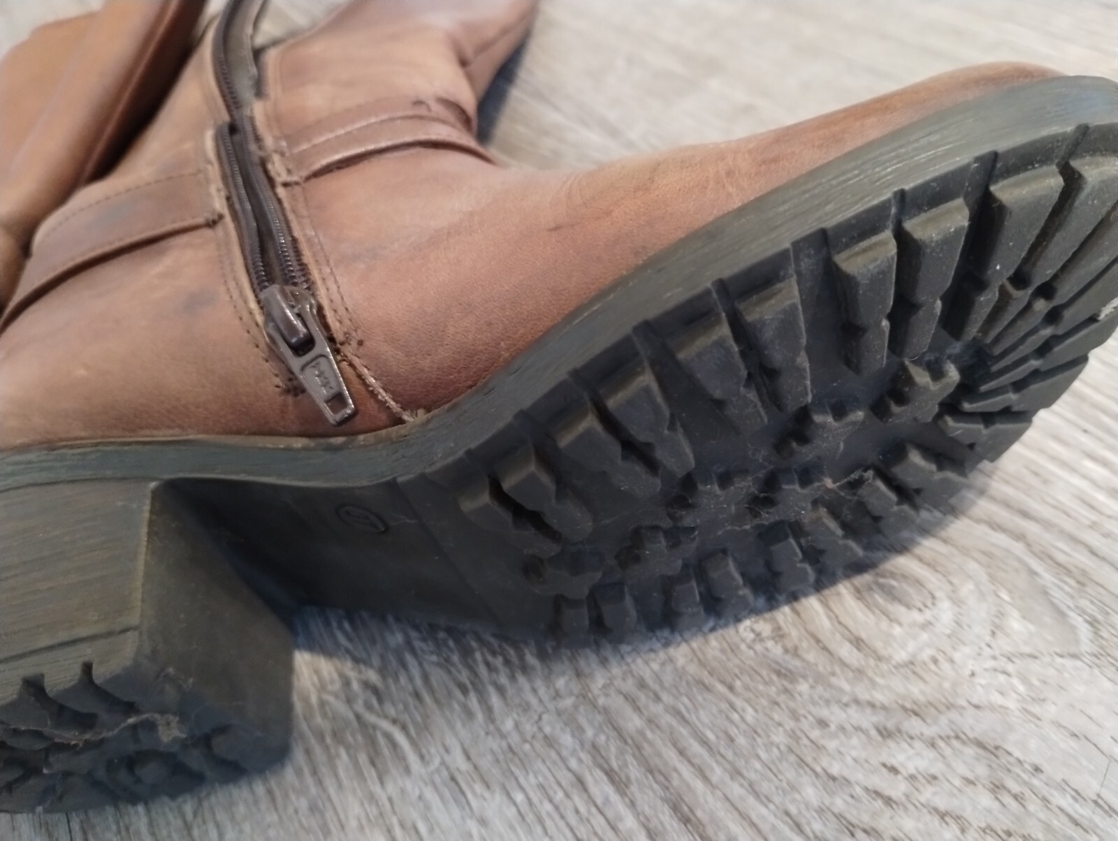 GENUNIE LEATHER LONG BOOTS SZ 37 EURO US 6.5 BROWN FOR WOMAN