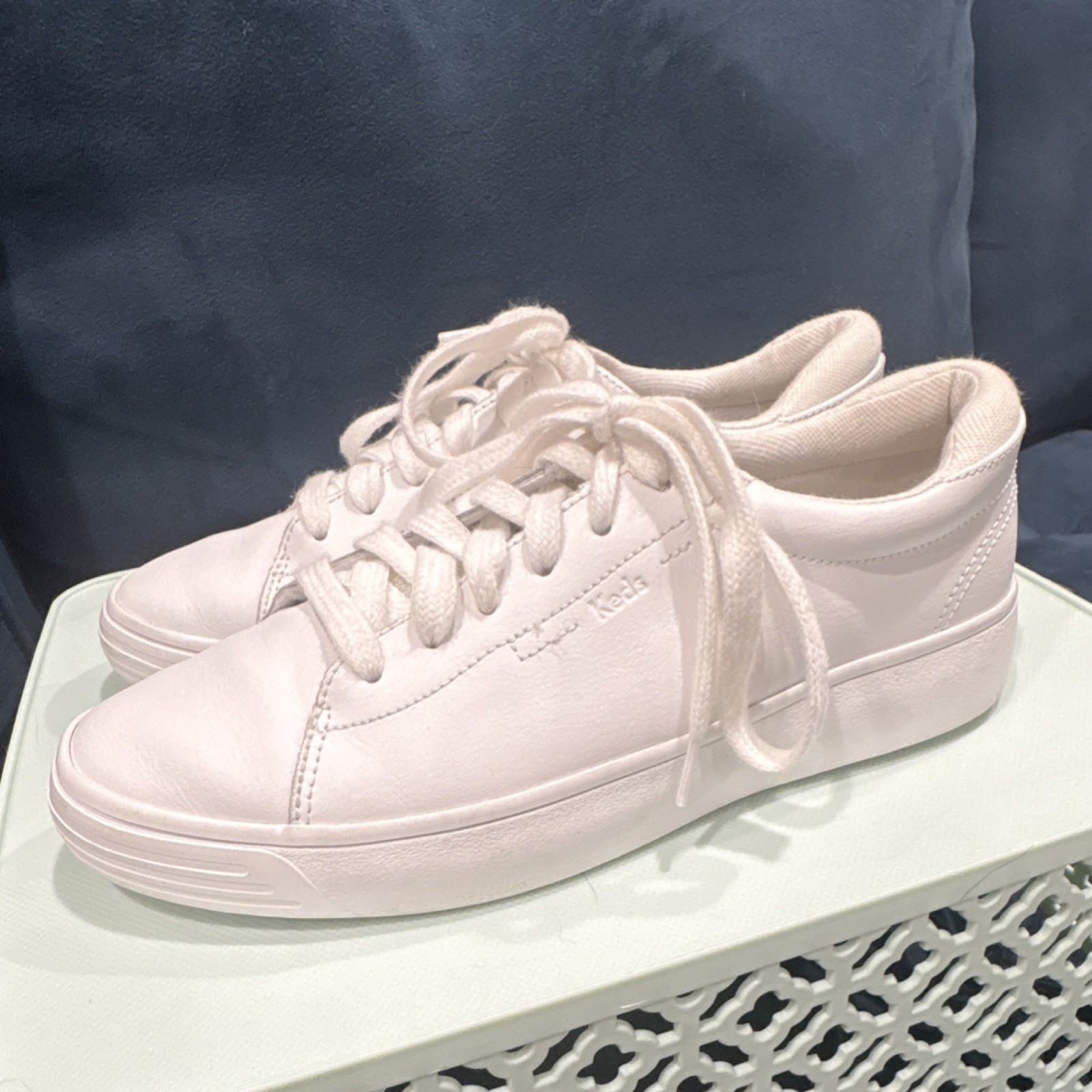 Keds Women’s Lace Up White Low Top Sneakers WH65869 Athletic Shoes