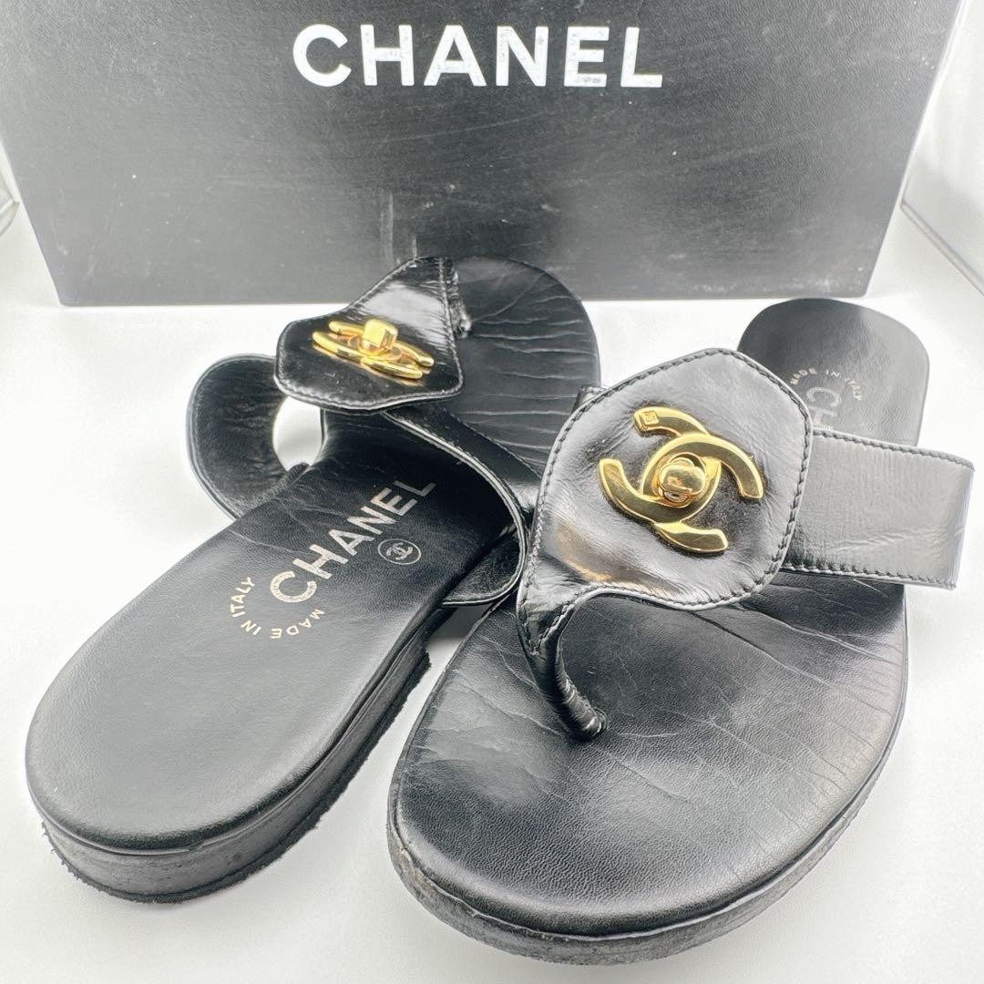 CHANEL Vintage Black Leather CC Turn-Lock Thong Sandals EU36 US6.5 Used Japan