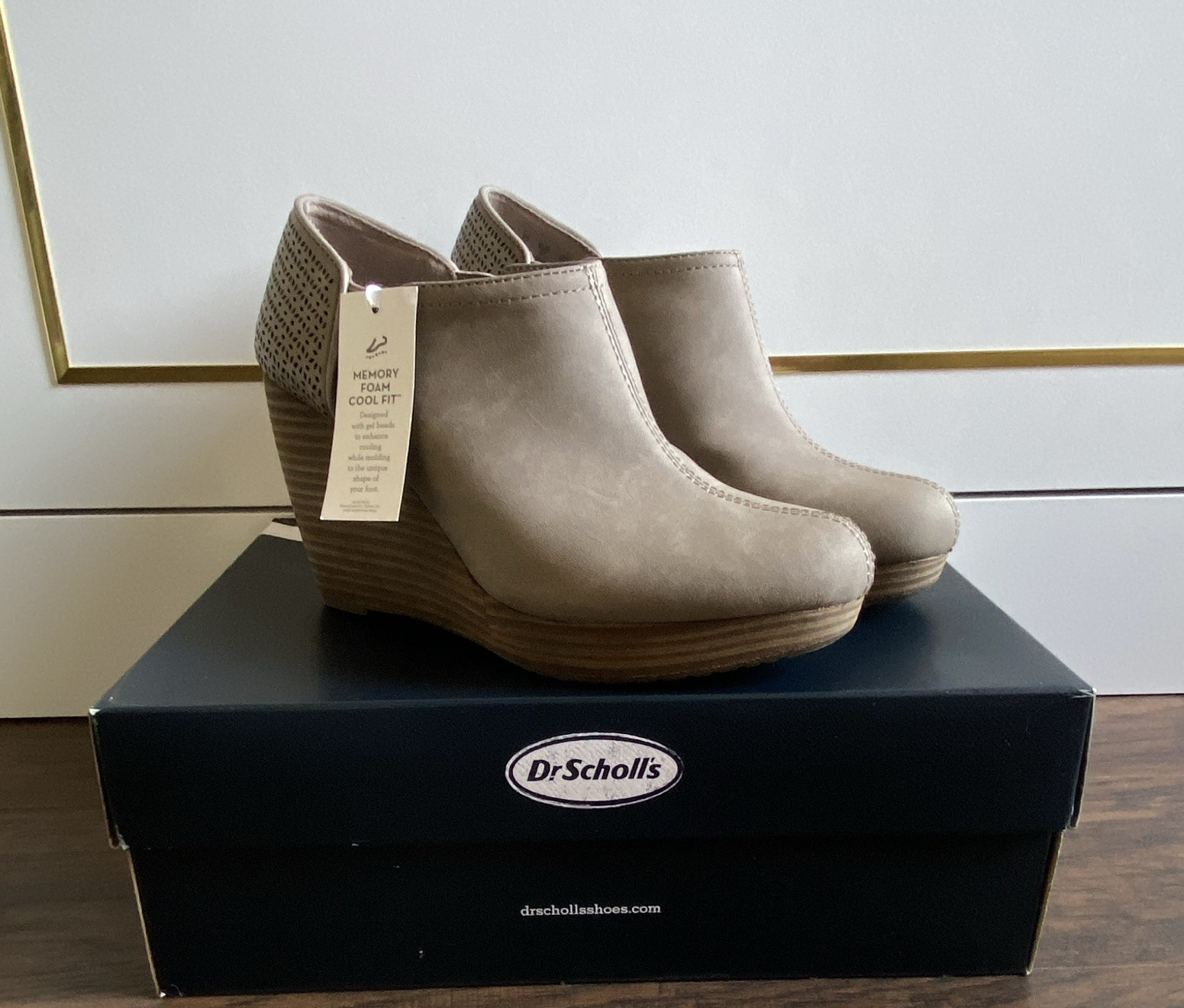 Dr. Scholl’s Harlow Taupe Perforated Wedge Ankle Boots Memory Foam US 7M